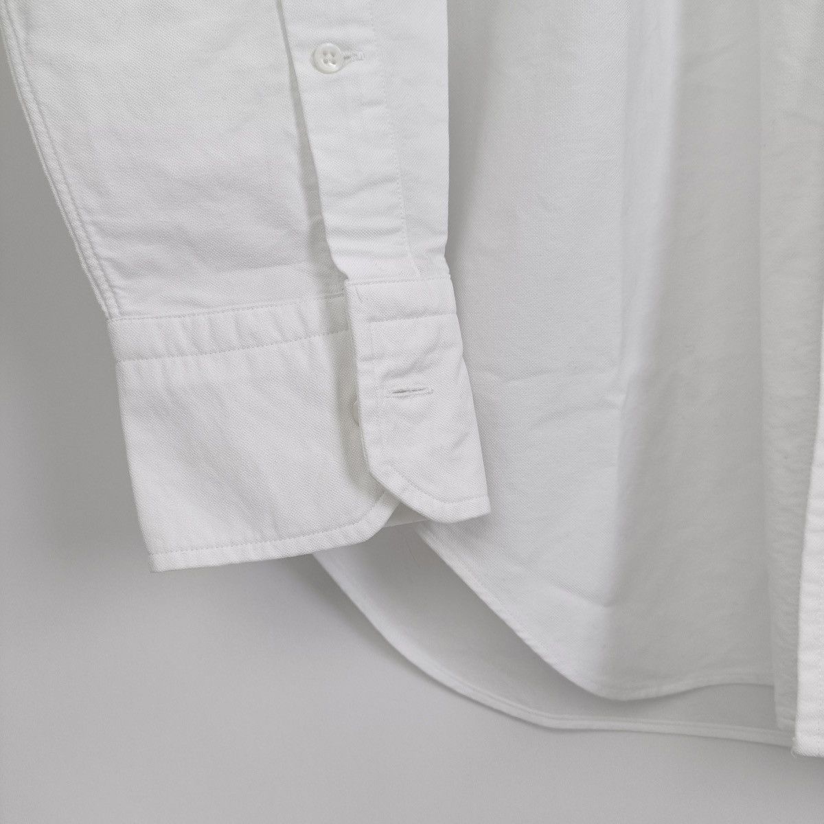 Thom Browne Thom Browne White Double Sleeve Logo Long Sleeve Shirt K26WX Size US L / EU 52-54 / 3 - 4 Thumbnail