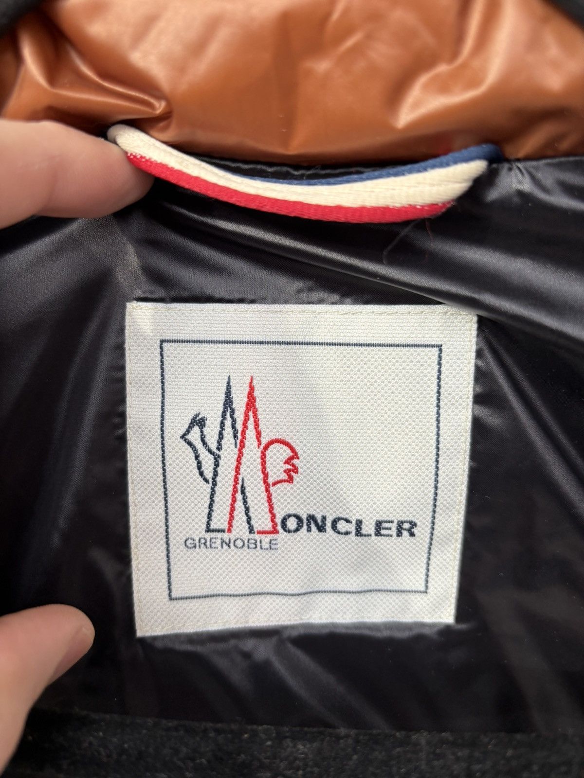 Moncler Moncler Grenobe Fur Puffer Vest Size XS / US 0-2 / IT 36-38 - 10 Thumbnail