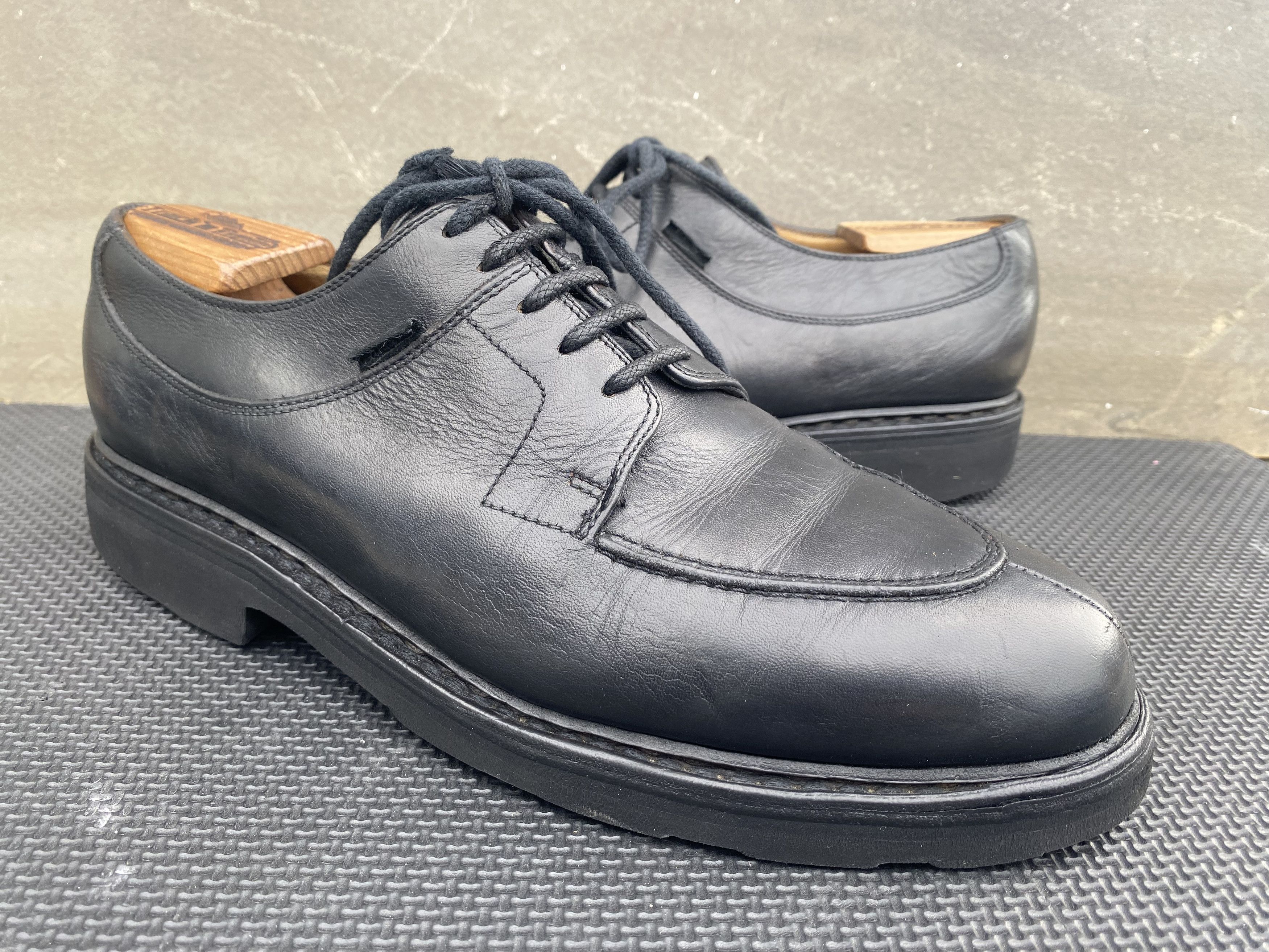 image of Paraboot Avignon Griff Men's Black Leather Derby (Size 9)