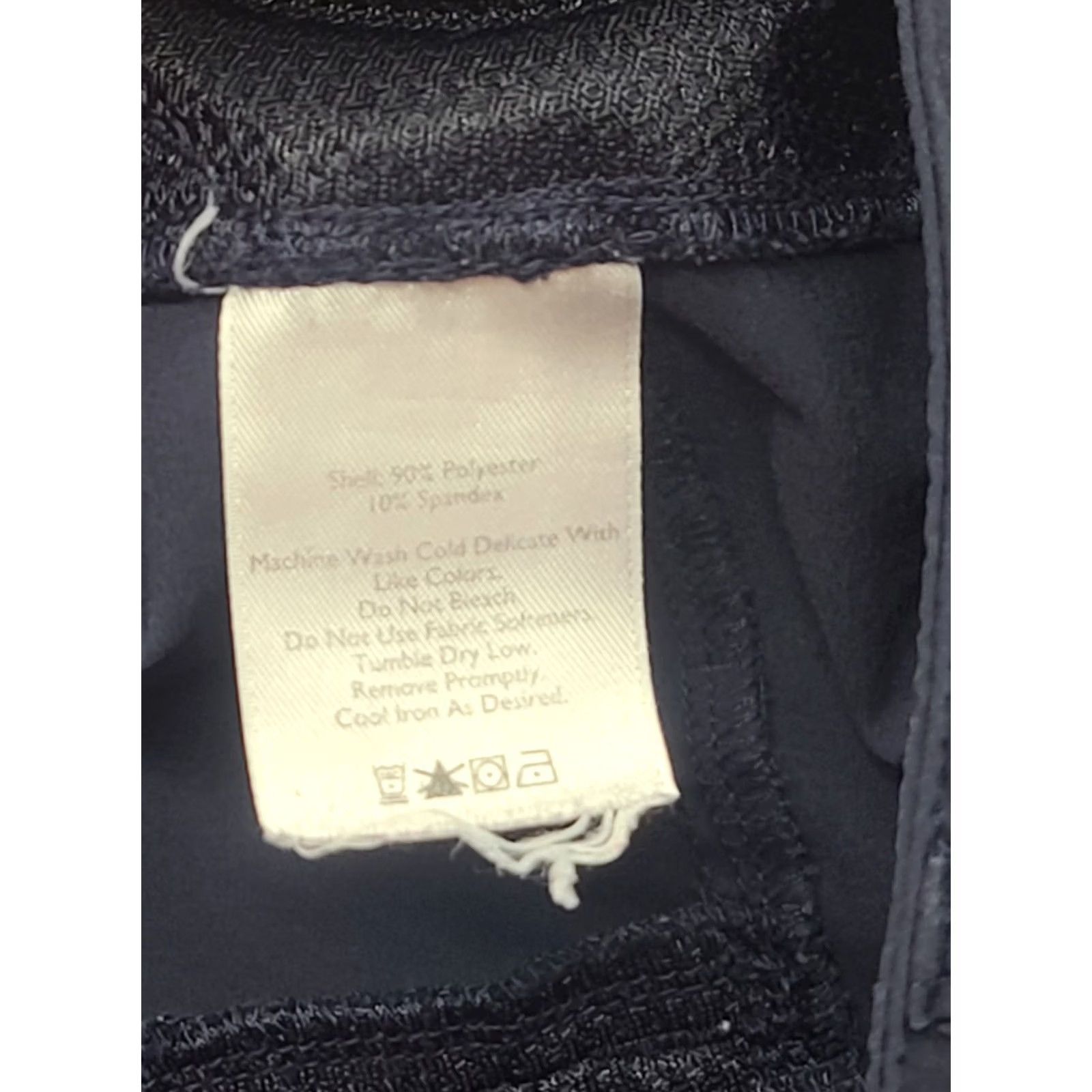 Eddie Bauer Eddie Bauer Travex Capris Womens 14 Regular Capri Casual Travel Workwear Blue Polyester Spandex Moisture Wicking Pockets Quad Zip Front Button Logo Size ONE SIZE - 7 Thumbnail