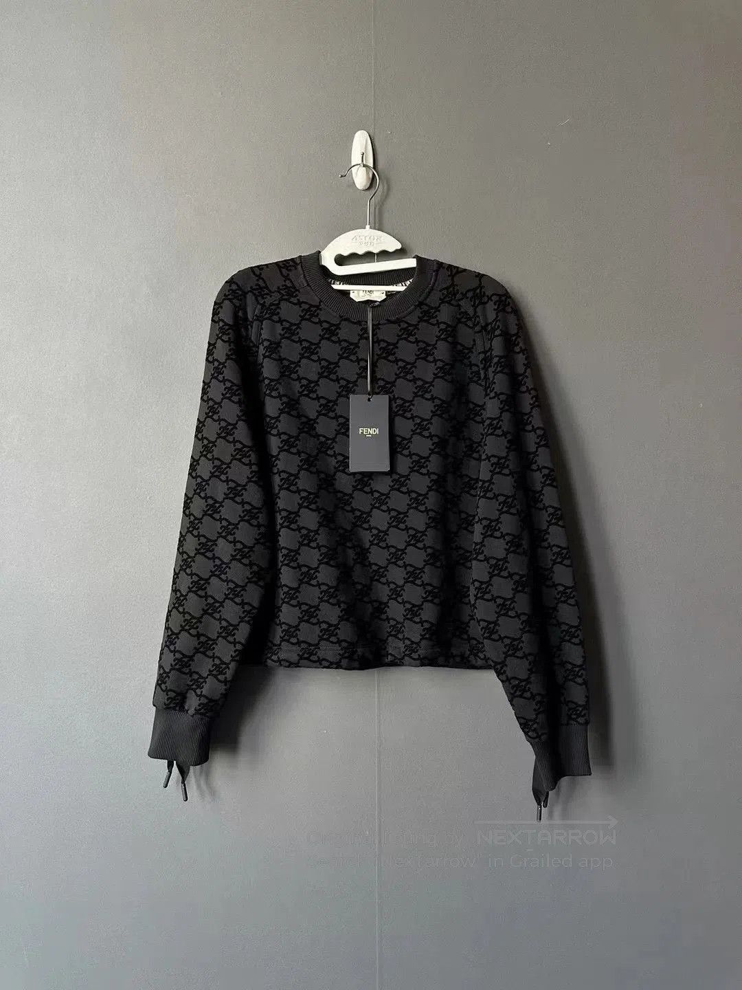 Fendi fendi women's black printed sweatshirt with ribbons. Size XS / US 0-2 / IT 36-38 - 1 Thumbnail