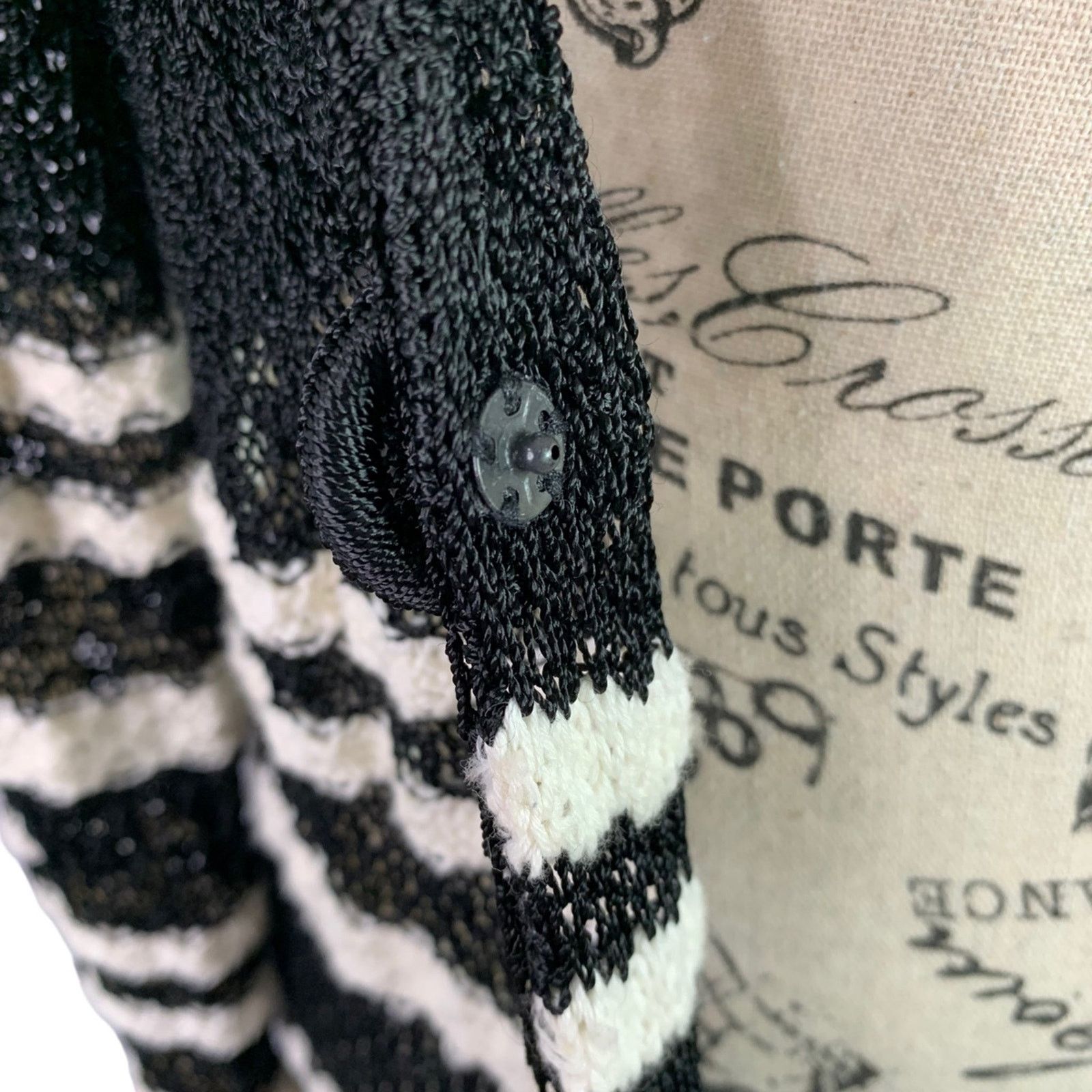 Chicos Chico’s Long Knit Geometric Print Cardigan Sweater Size XS Size XS / US 0-2 / IT 36-38 - 6 Thumbnail