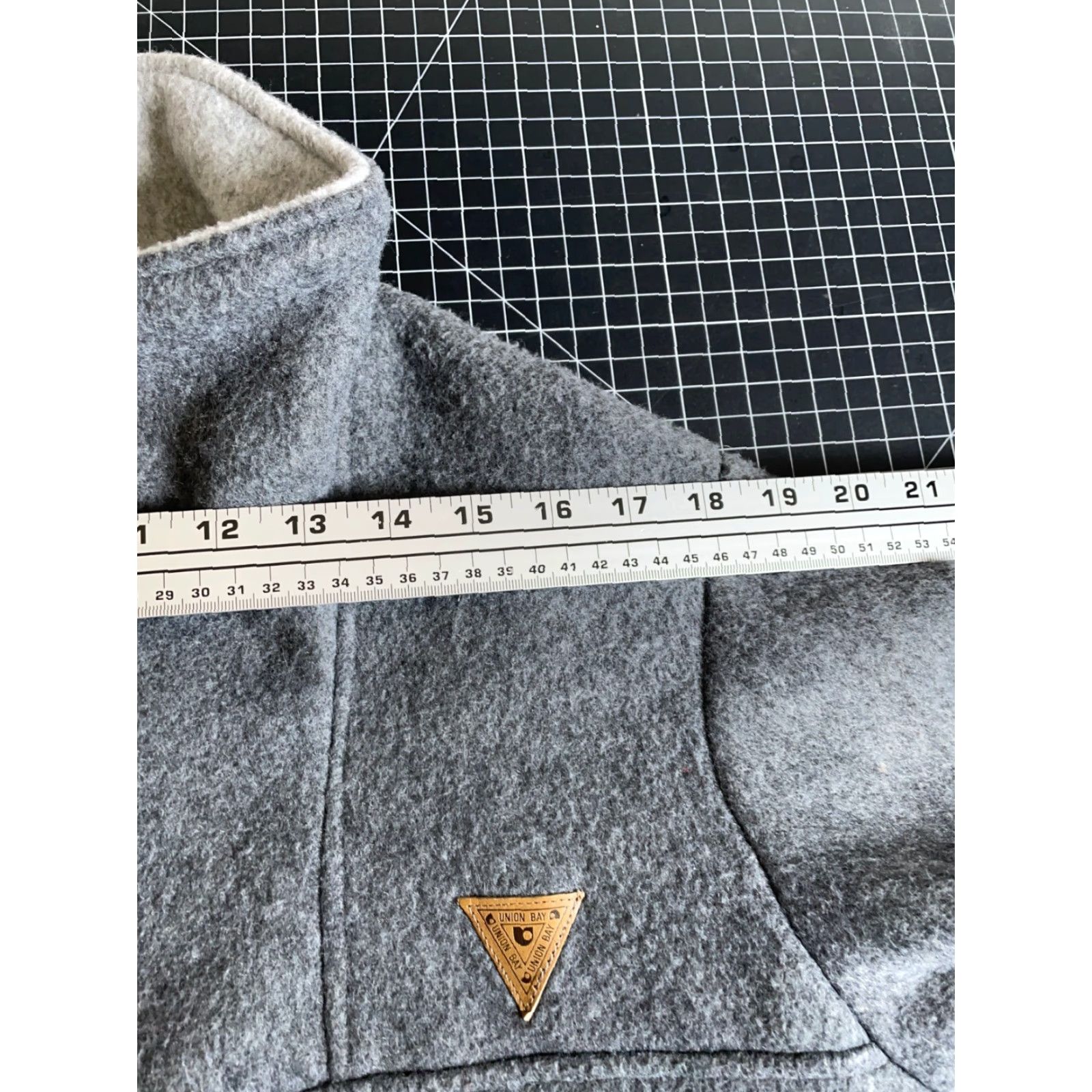 Vintage VINTAGE Unionbay Fleece Pullover Jacket Mens Large Gray 1/4 Zip Zipper Polyester Casual Retro 90s Outdoors Womens? Mens Size US L / EU 52-54 / 3 - 7 Thumbnail