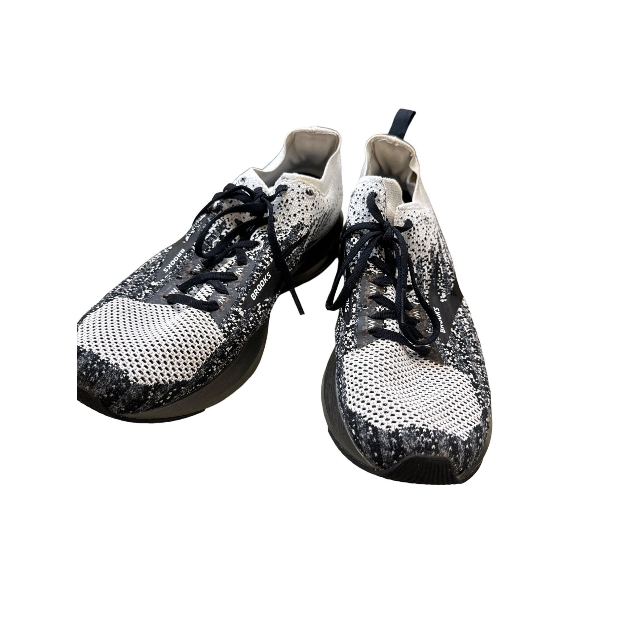 Brooks Brooks men’s black white running shoes sneakers size 11D SKU Size US 11 / EU 44 - 8 Thumbnail