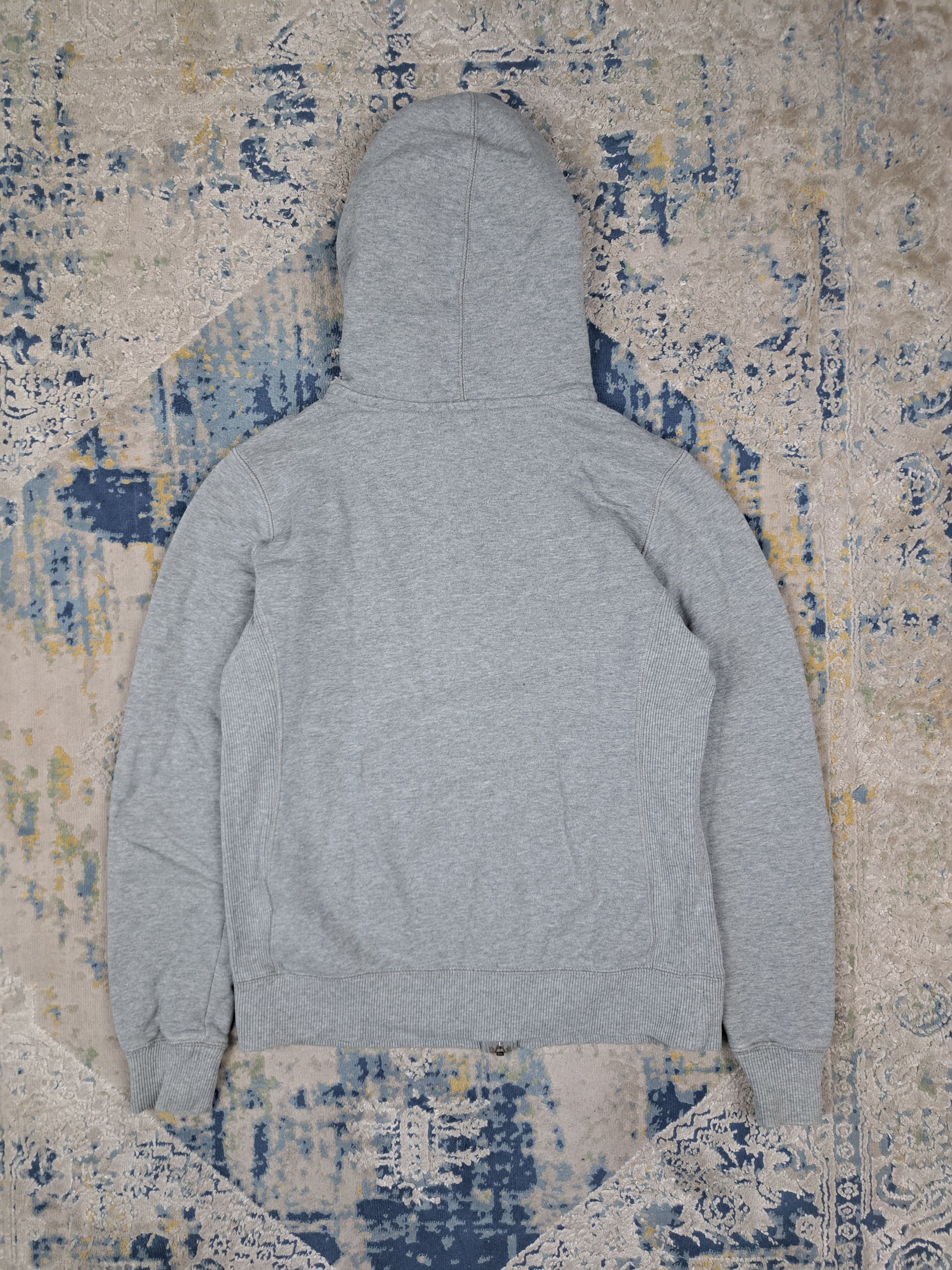 Nike Vintage 00s Nike Zip Up Hoodie y2k Basic Blank Mini Swoosh Size US M / EU 48-50 / 2 - 4 Thumbnail