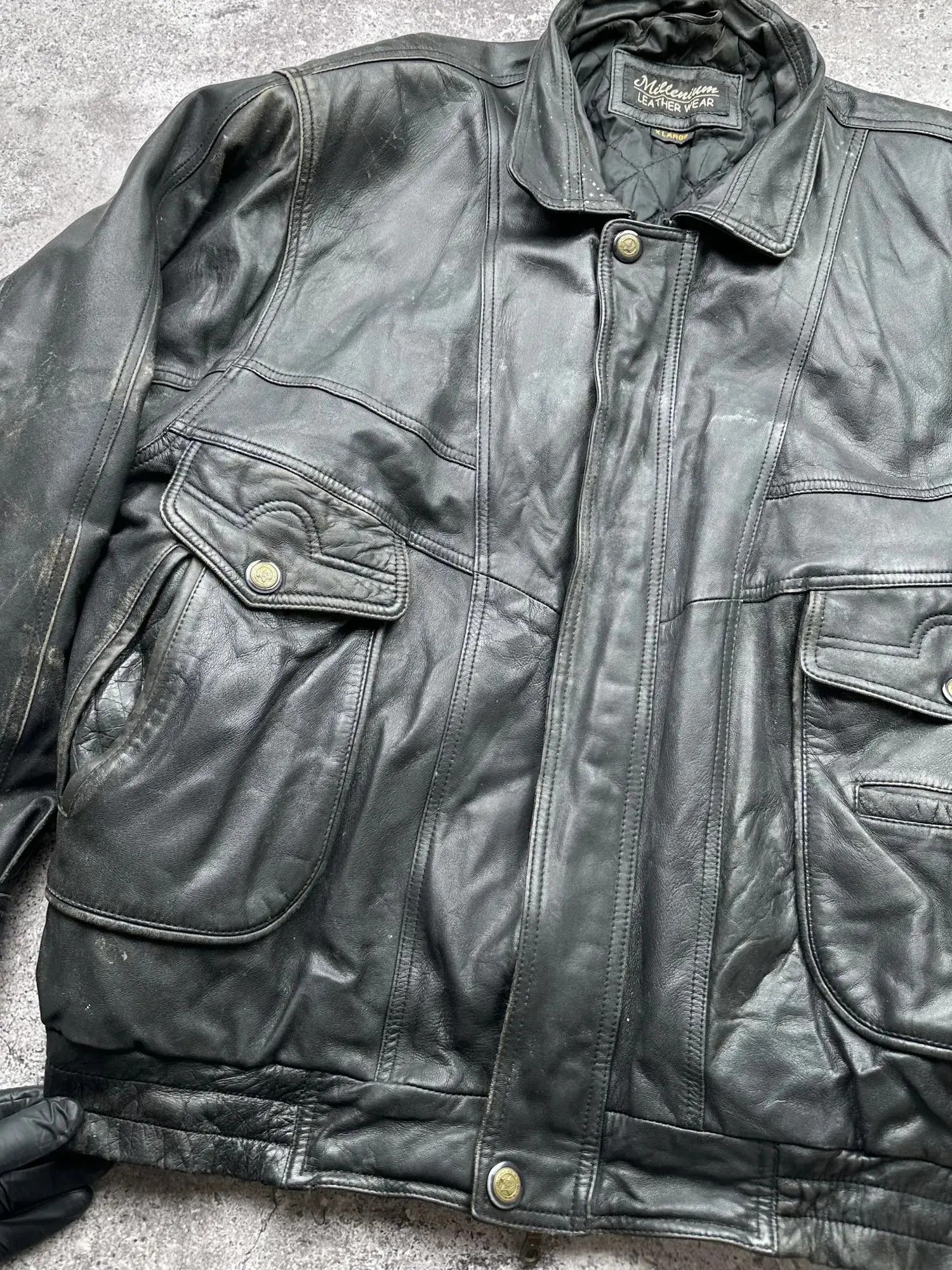Vintage Vintage Faded Leather Jacket C555(V230) Size US XL / EU 56 / 4 - 5 Thumbnail