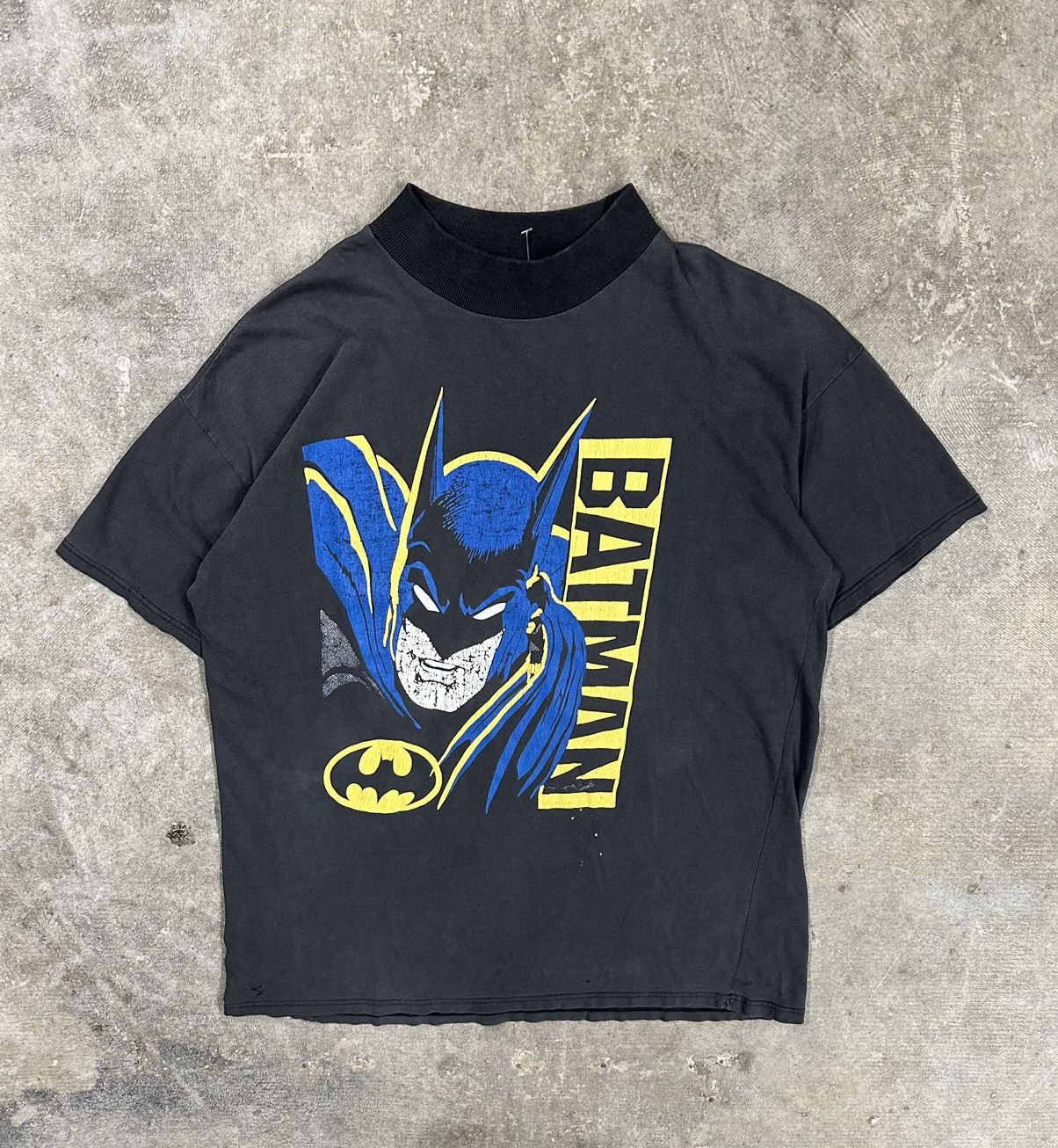 DC Comics Vintage 80s Batman DC Comics Promo T-Shirt Size US XL / EU 56 / 4 - 1 Thumbnail