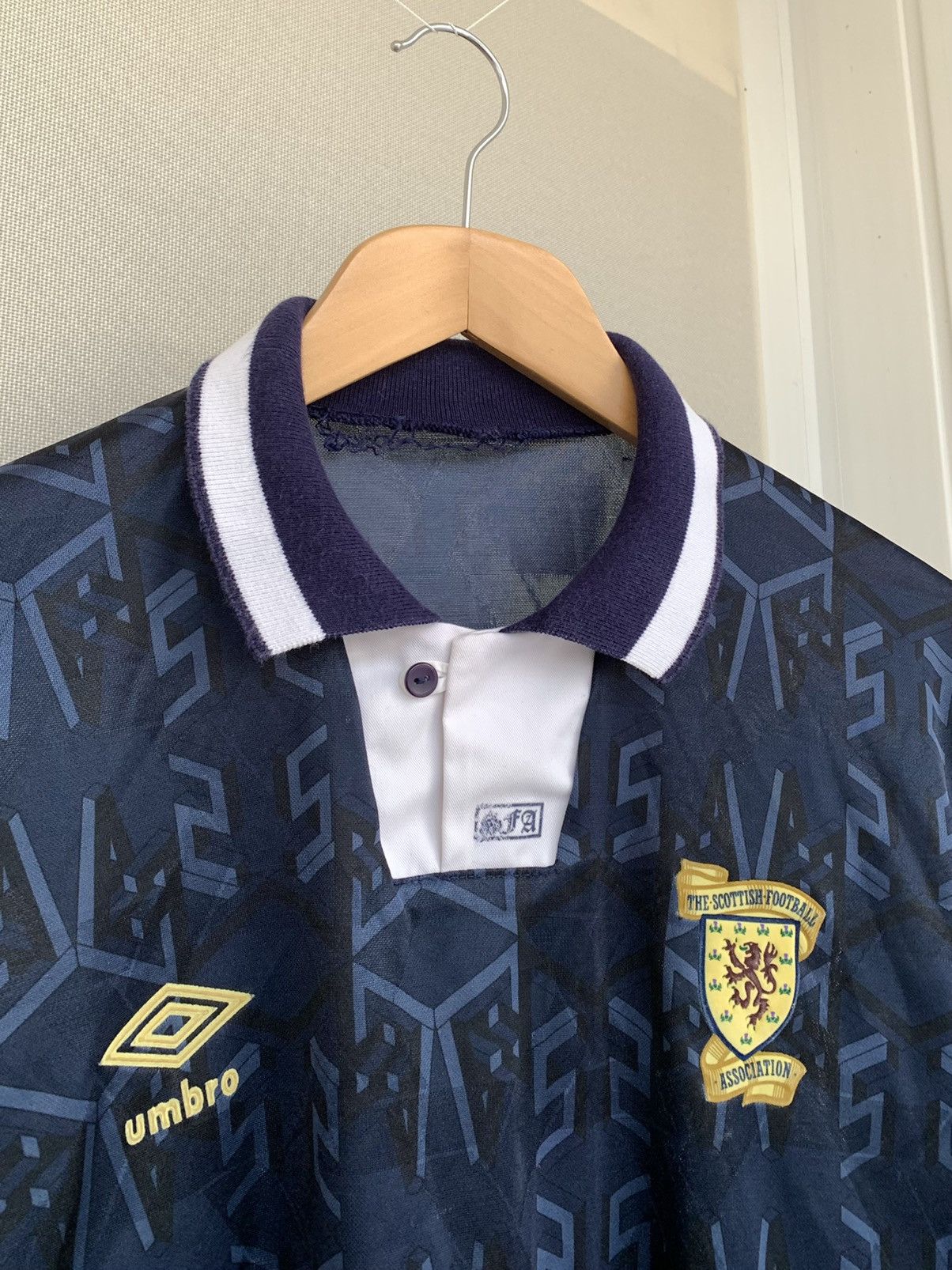Umbro Umbro Scotland Authentic Vintage 1991-1994 Home Jersey M Size US M / EU 48-50 / 2 - 6 Thumbnail