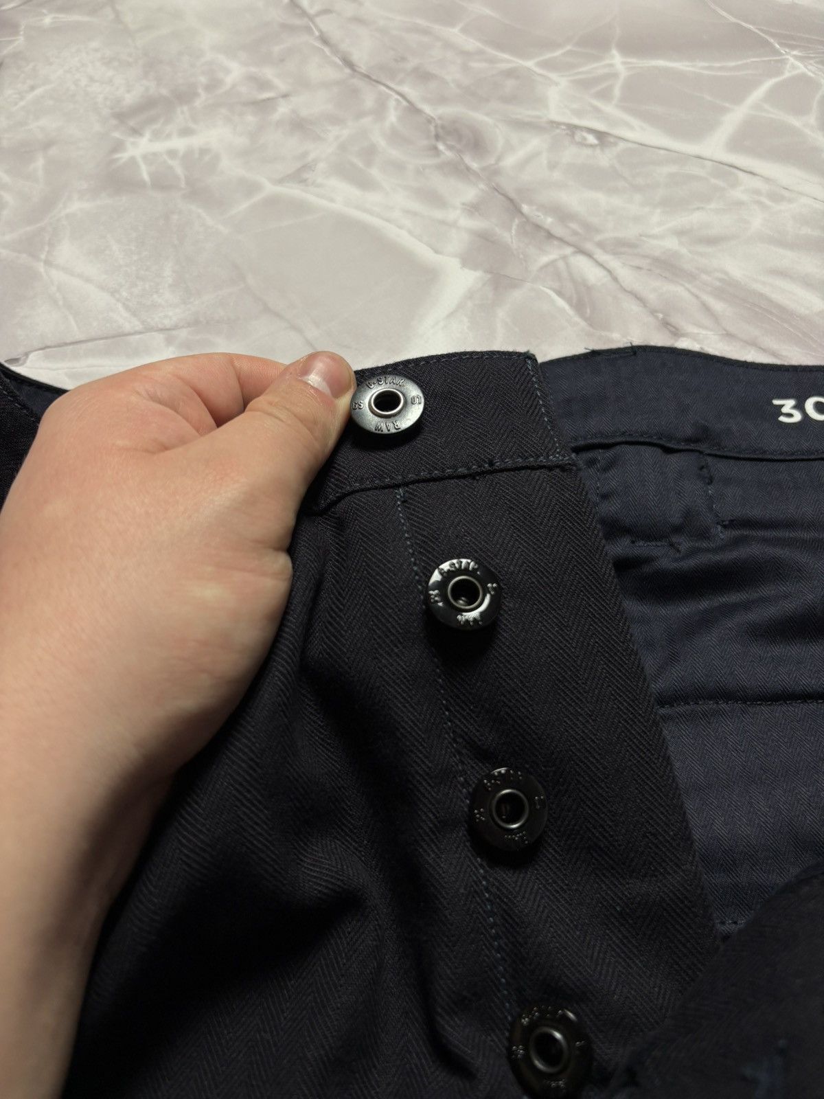 G-Star G-Star Raw Loic Relaxed Tapered Chino Cinch Back Men 30 x 32 Size US 30 / EU 46 - 16 Thumbnail