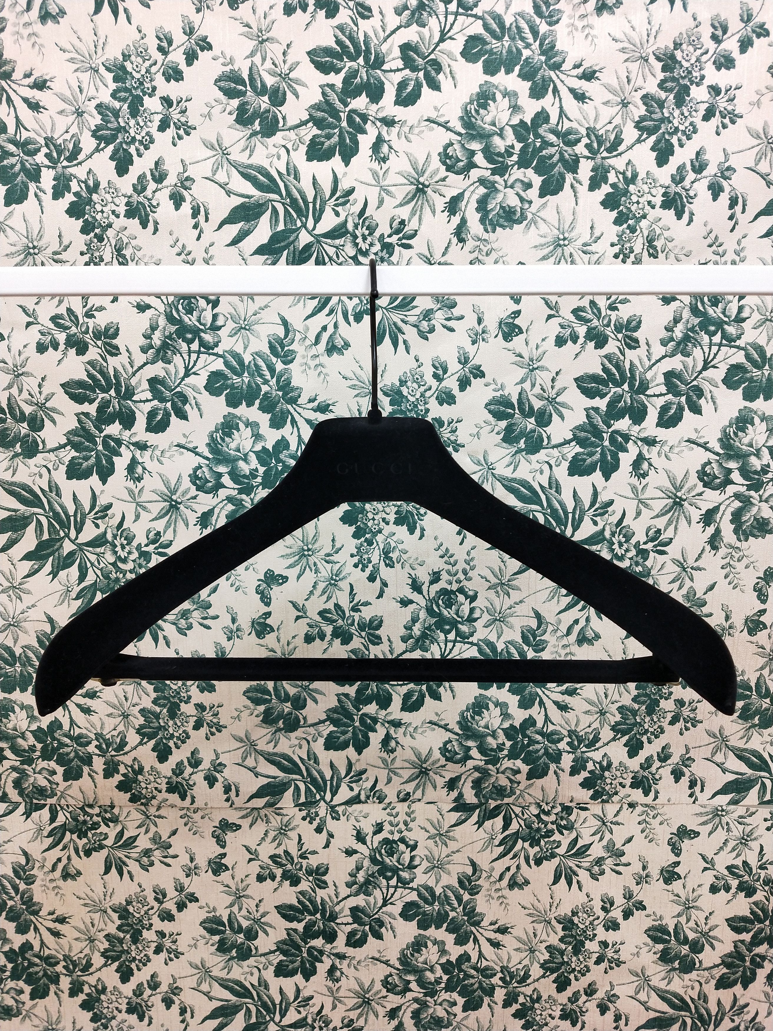 Gucci × Louis Vuitton 10x Hangers Size ONE SIZE - 15 Thumbnail