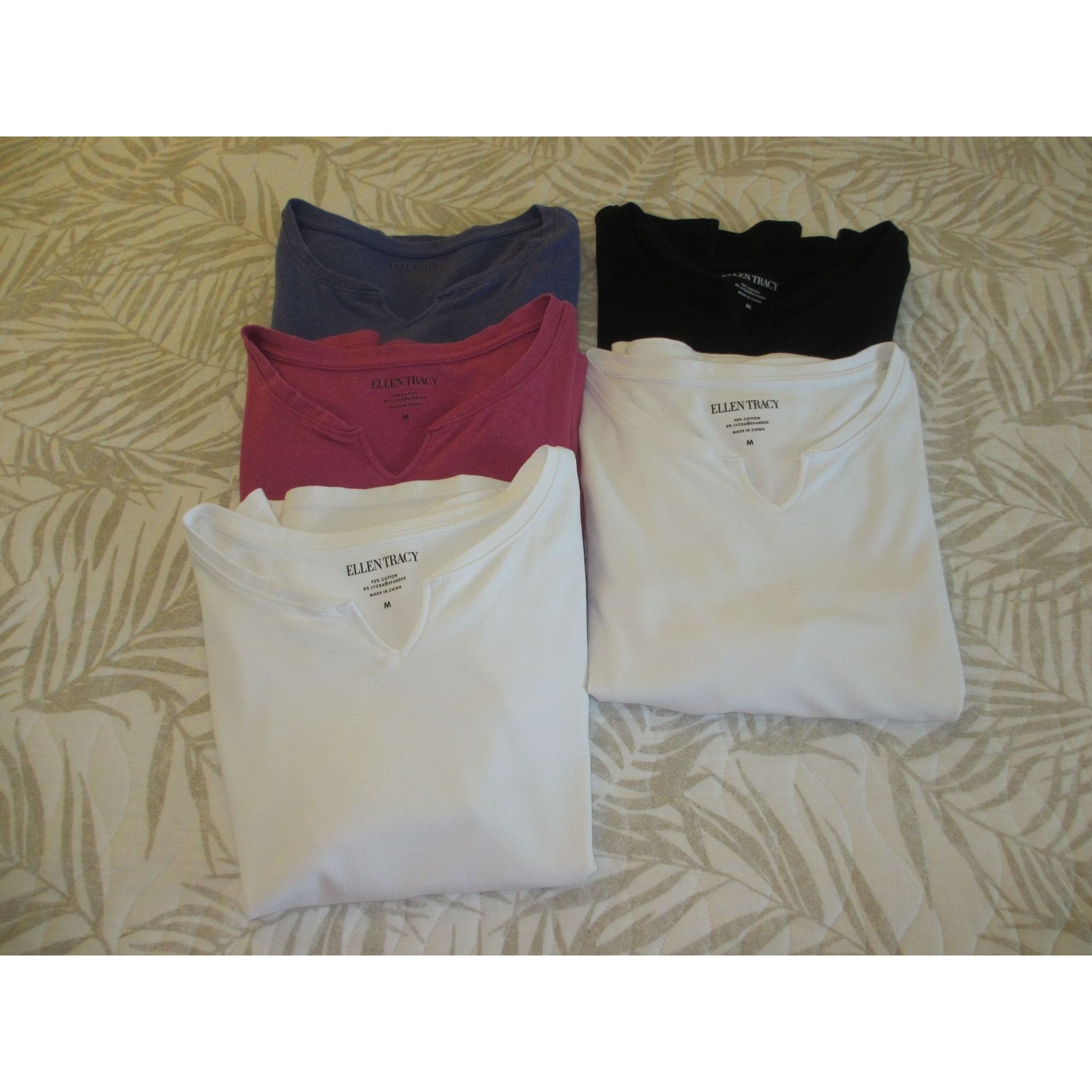 Ellen Tracy Lot of 5 Ellen Tracy Womens V-Neck T-Shirts Multi-Color Casu Size M / US 6-8 / IT 42-44 - 1 Thumbnail