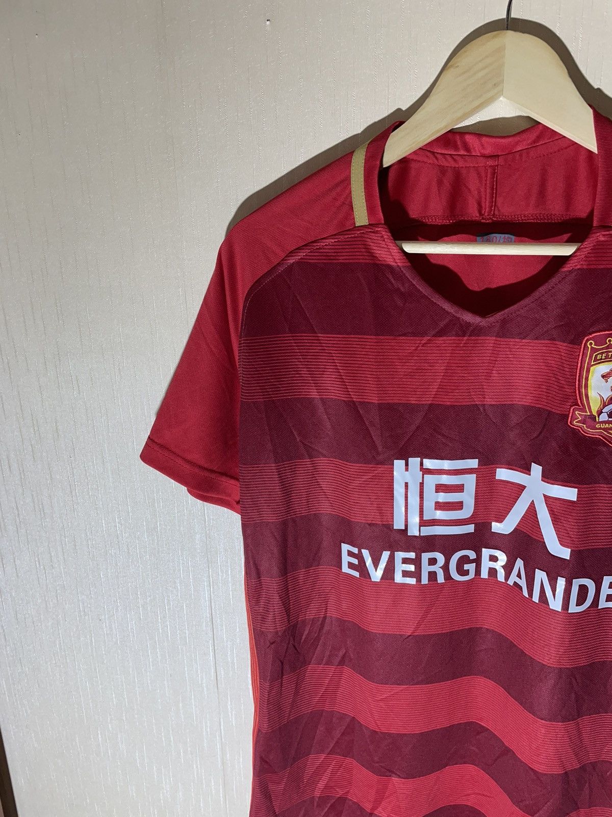 Vintage Guangzhou streetwear soccer t shirt Size US L / EU 52-54 / 3 - 3 Thumbnail