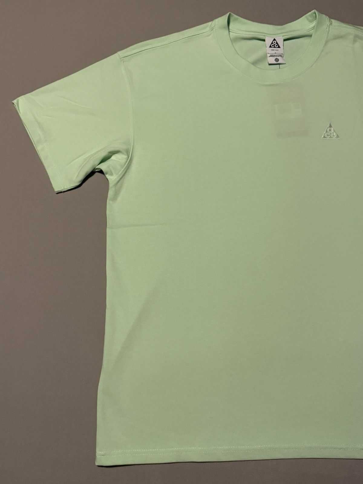 Nike ACG Nike ACG Dri-Fit Men’s Tee T-Shirt Green Brand New DS Size US L / EU 52-54 / 3 - 3 Thumbnail