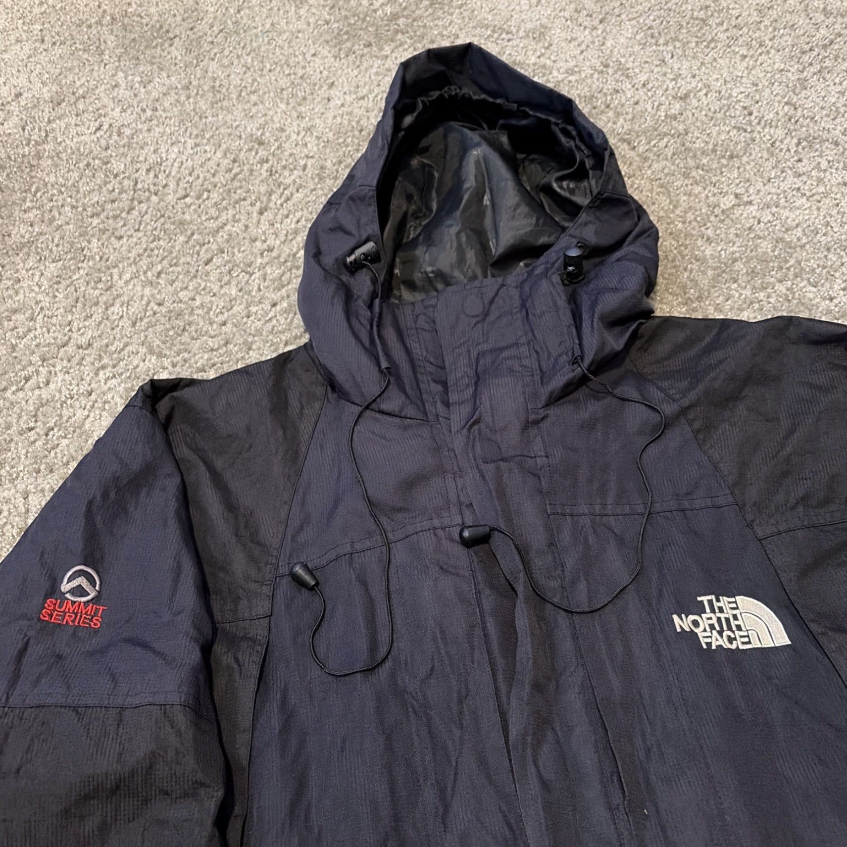 The North Face VINTAGE The North Face Summit Series Jacket Mens Regular Large Black Goretex XCR Water Resistant Zip BROKEN ZIPPER Size US L / EU 52-54 / 3 - 4 Thumbnail
