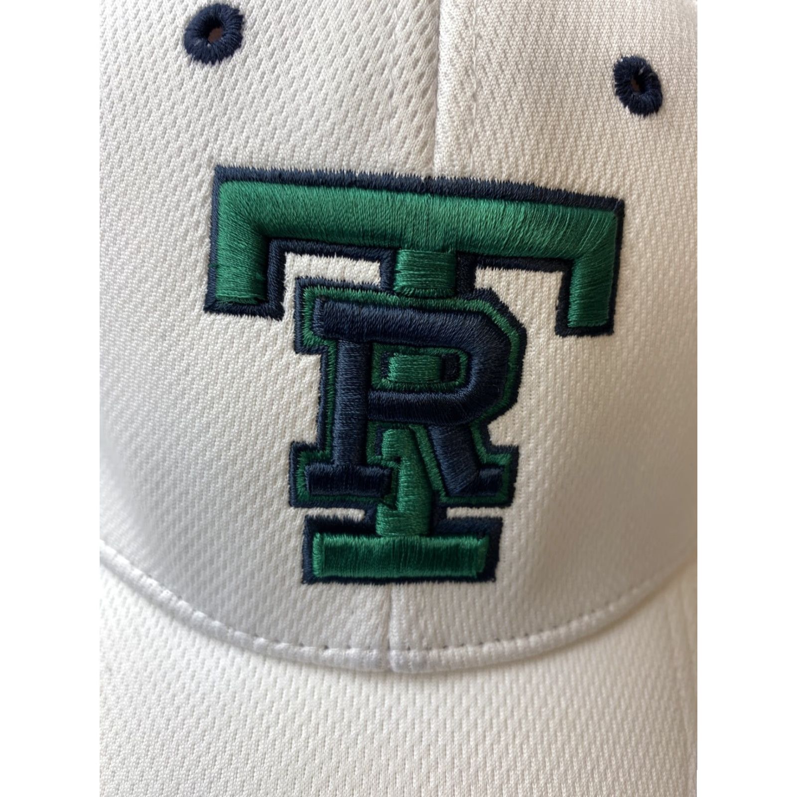 Arrow Harrow Grizzlies Baseball Cap Mens One Size White Green Adjustable Breathable Classic Dad Cap Size ONE SIZE - 2 Thumbnail