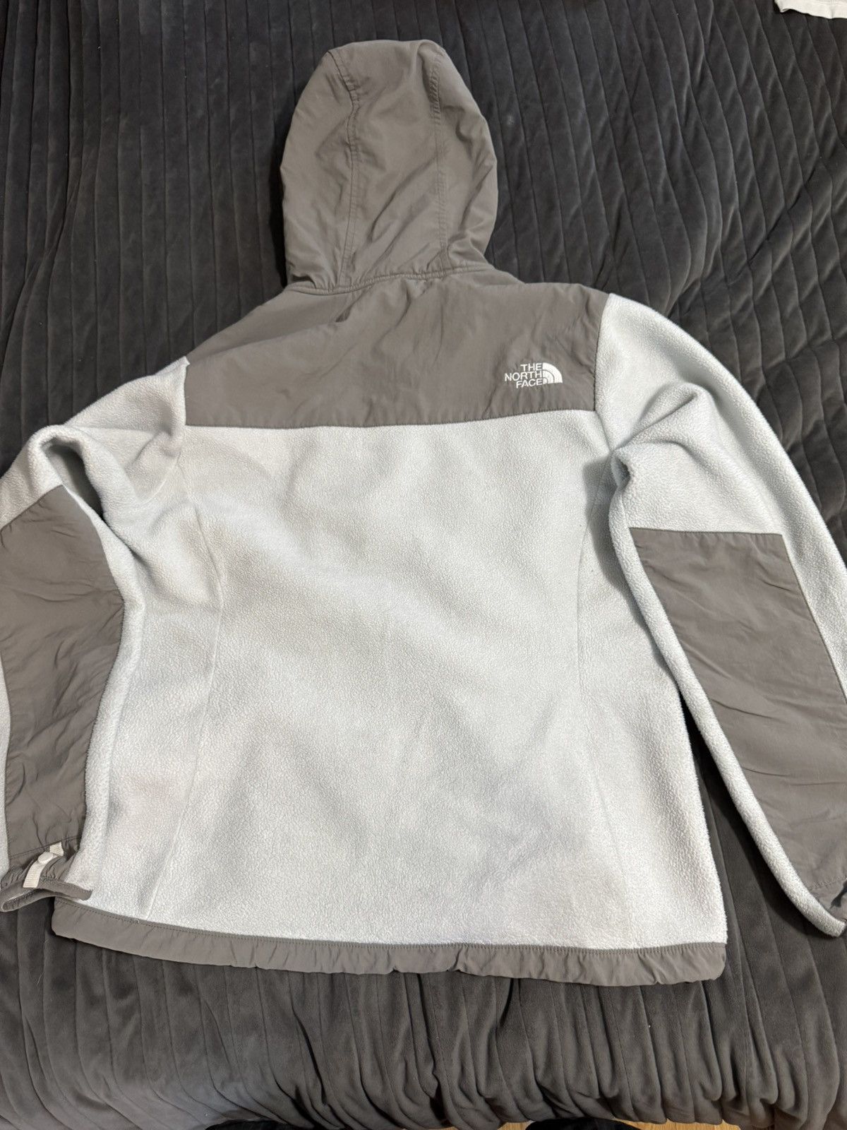 The North Face The North Face Jacket Size M / US 6-8 / IT 42-44 - 2 Thumbnail