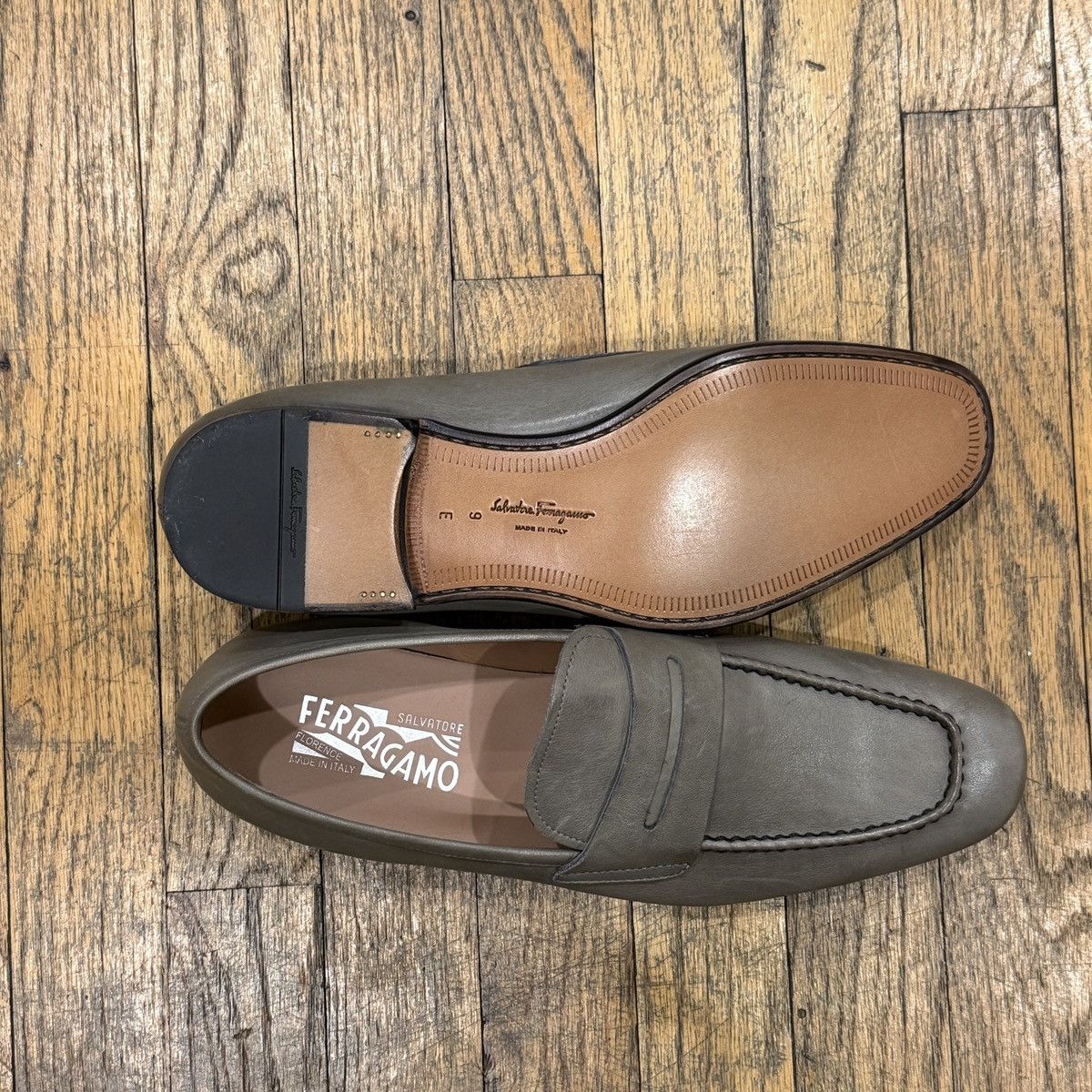 Salvatore Ferragamo Gray Ferragamo Penny Loafers Size US 9 / EU 42 - 4 Thumbnail