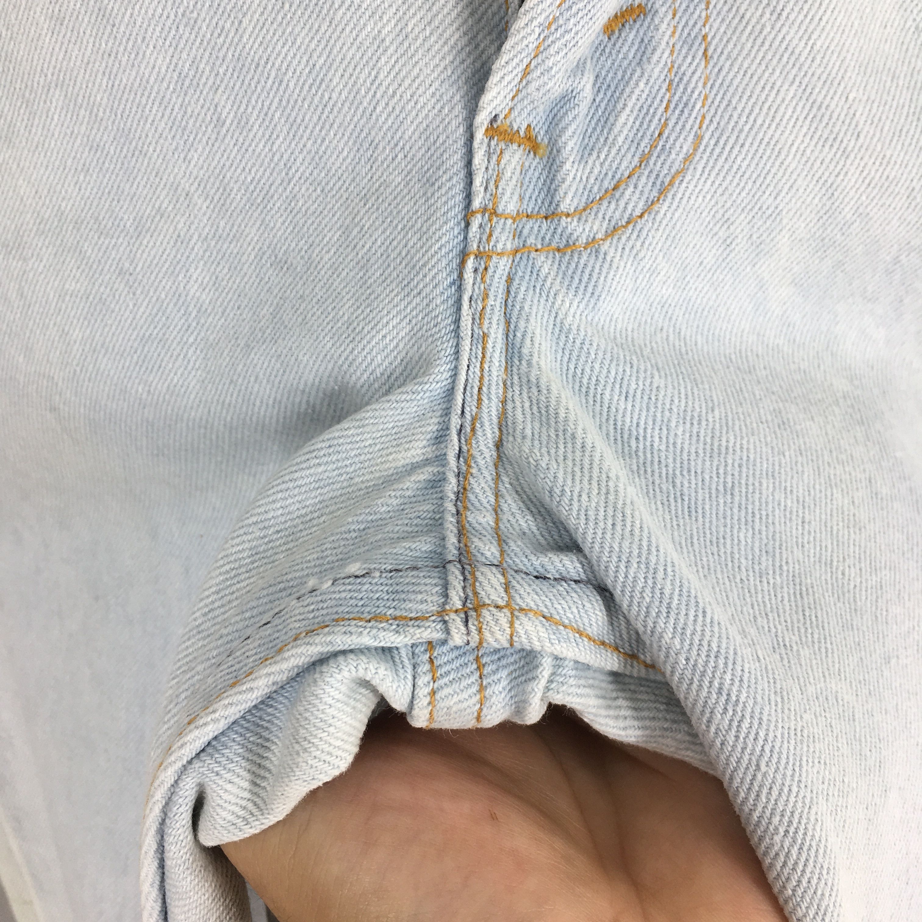 Levi's Size 29x26.5 Vintage 80s Levi's 505 Faded Blue Jeans S663 Size US 29 - 7 Thumbnail
