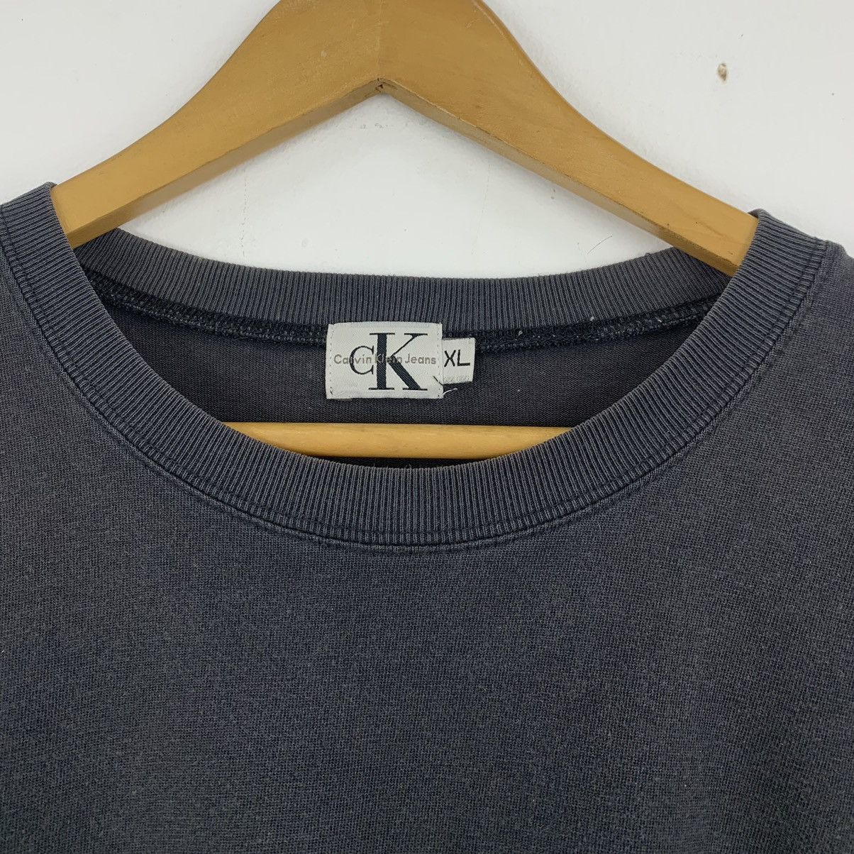 Calvin Klein × Vintage Vintage 90’s Calvin Klein Big Logo T-Shirt Size US XL / EU 56 / 4 - 3 Thumbnail