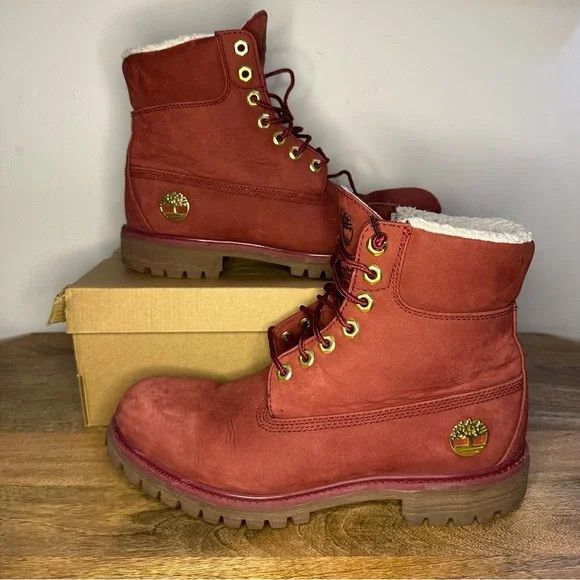 Red timberland boots with fur clearance