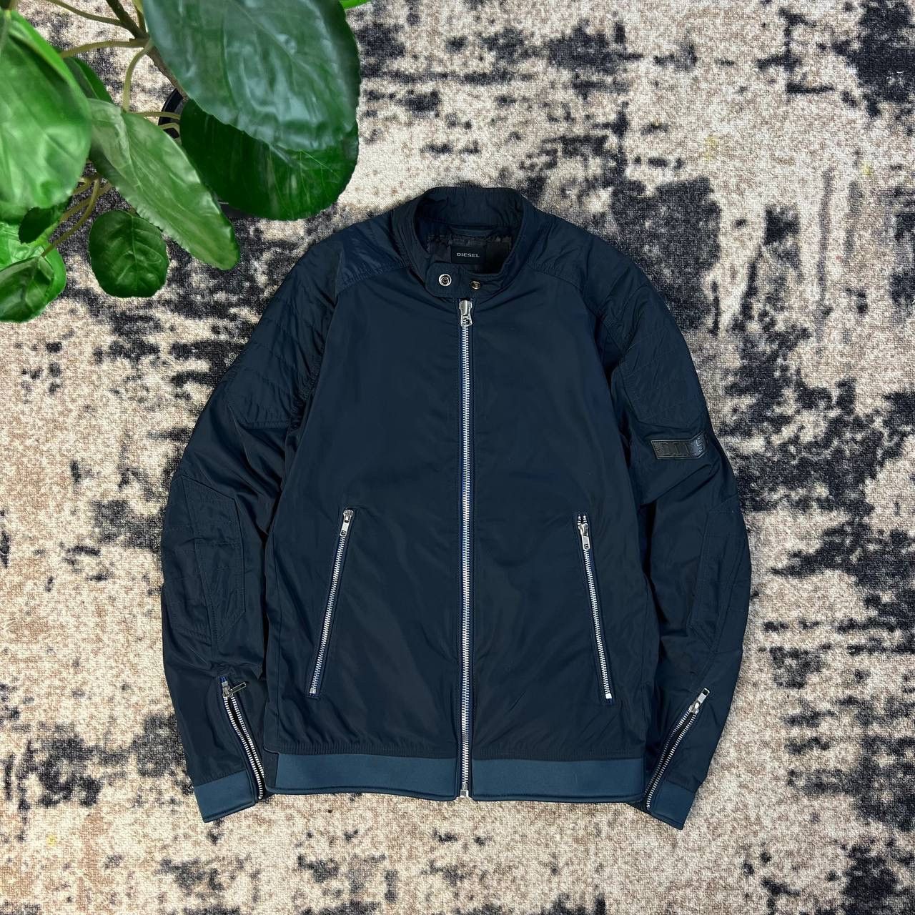 Diesel Diesel Luxury Mini Logo Avant Garde Style Bomber Jacket Size US S / EU 44-46 / 1 - 1 Thumbnail