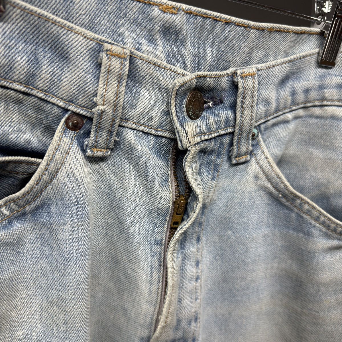 Levi's 80s Levi's 517 Thrashed Faded Flare Jeans ERD Grunge Chrome Size US 31 - 11 Thumbnail