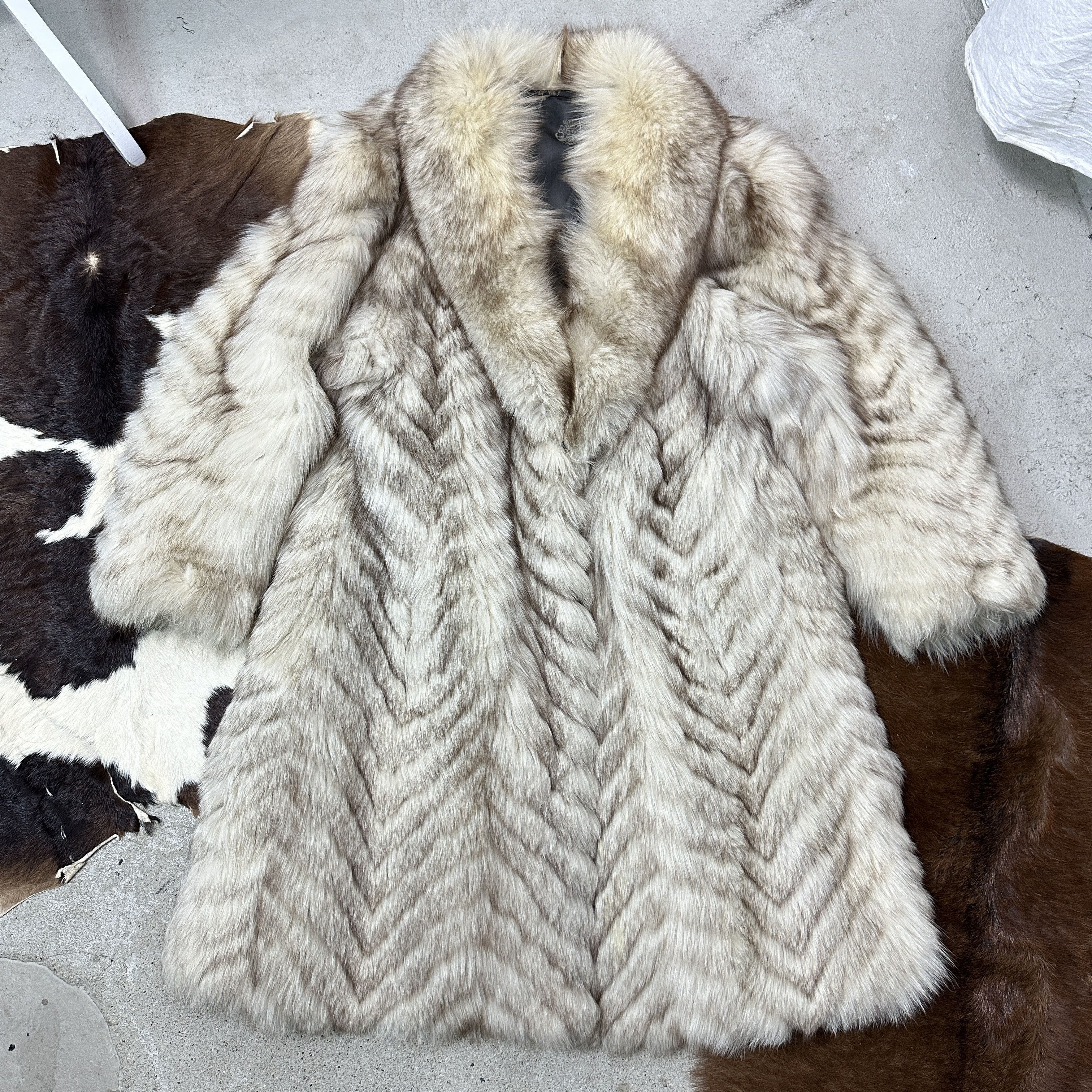 Vintage Vintage Old Money Real Silver Fox Fur Maxi Coat 80s Size L / US 10 / IT 46 - 7 Thumbnail