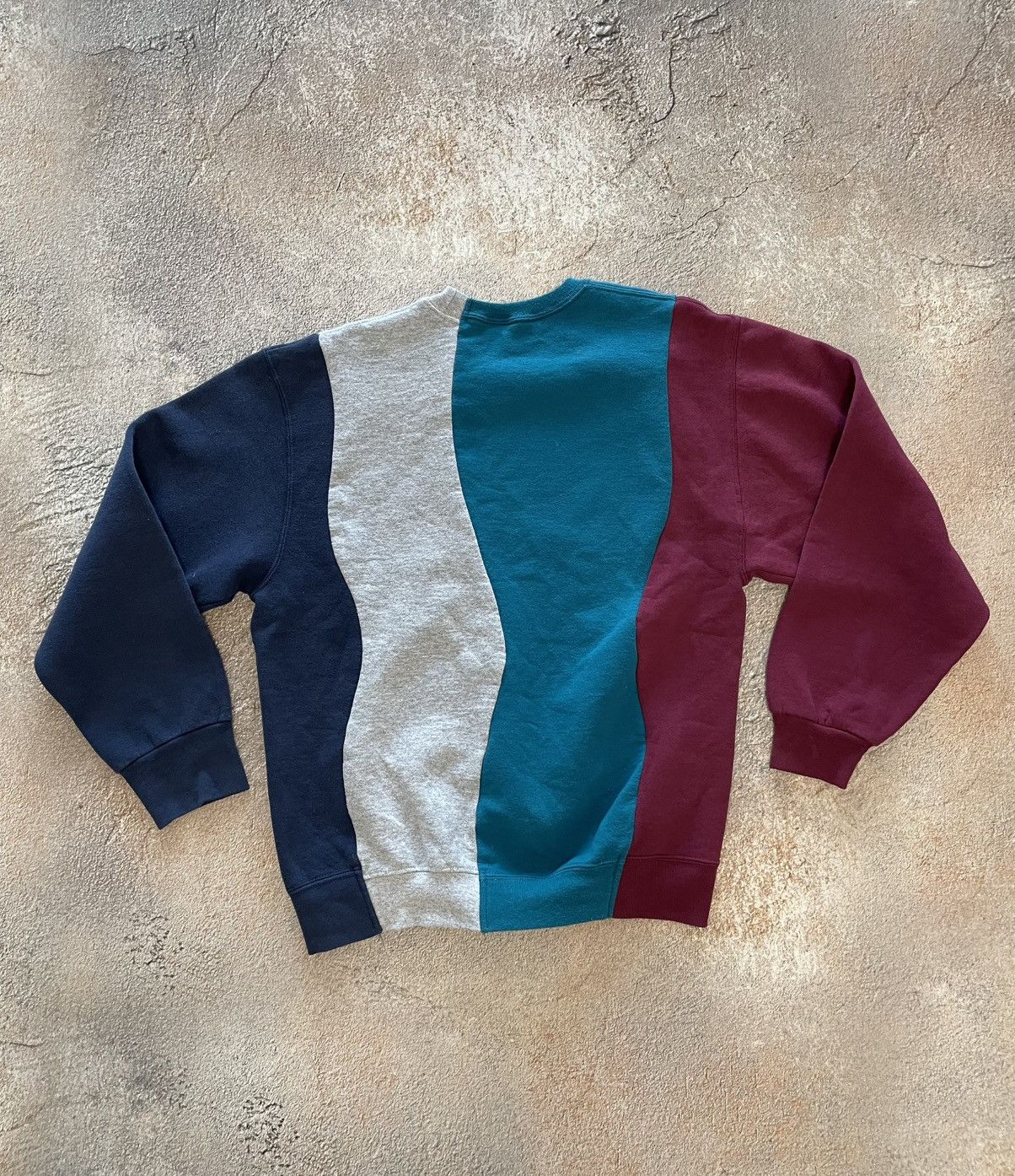 Nike Vintage Nike Custom Made Sweatshirt Small Logo Size US S / EU 44-46 / 1 - 6 Thumbnail