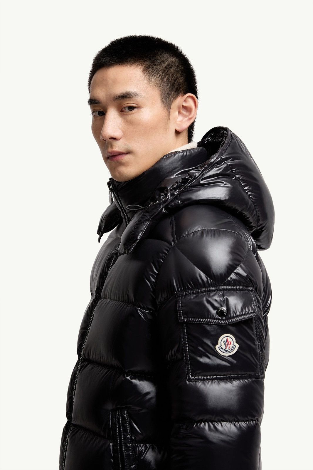 Moncler Maya Giubbotto size 3 Size US L / EU 52-54 / 3 - 2 Thumbnail