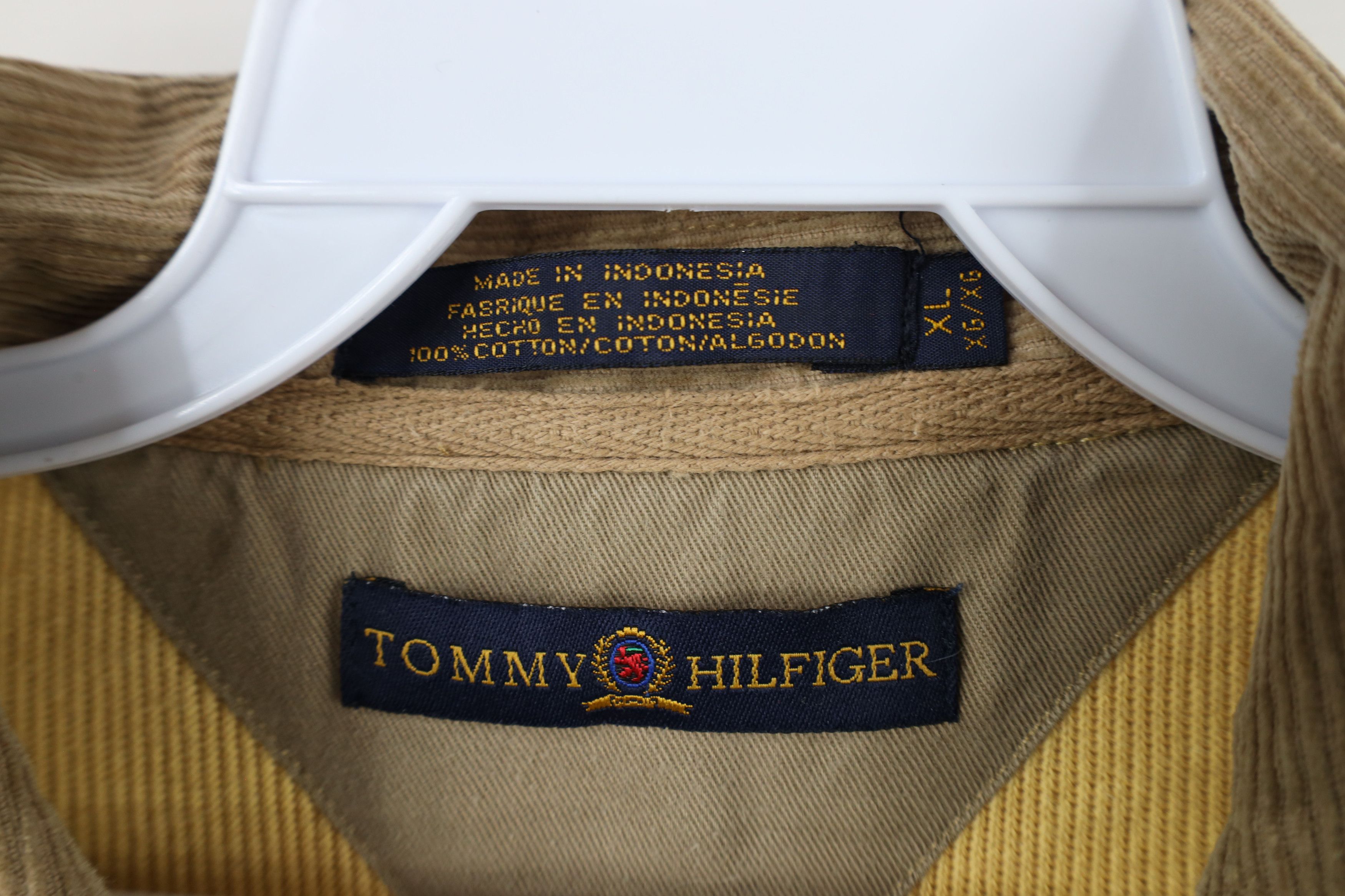 Tommy Hilfiger × Vintage Vintage 90s Tommy Hilfiger Heavy Knit Long Sleeve Polo Shirt Size US XL / EU 56 / 4 - 9 Thumbnail