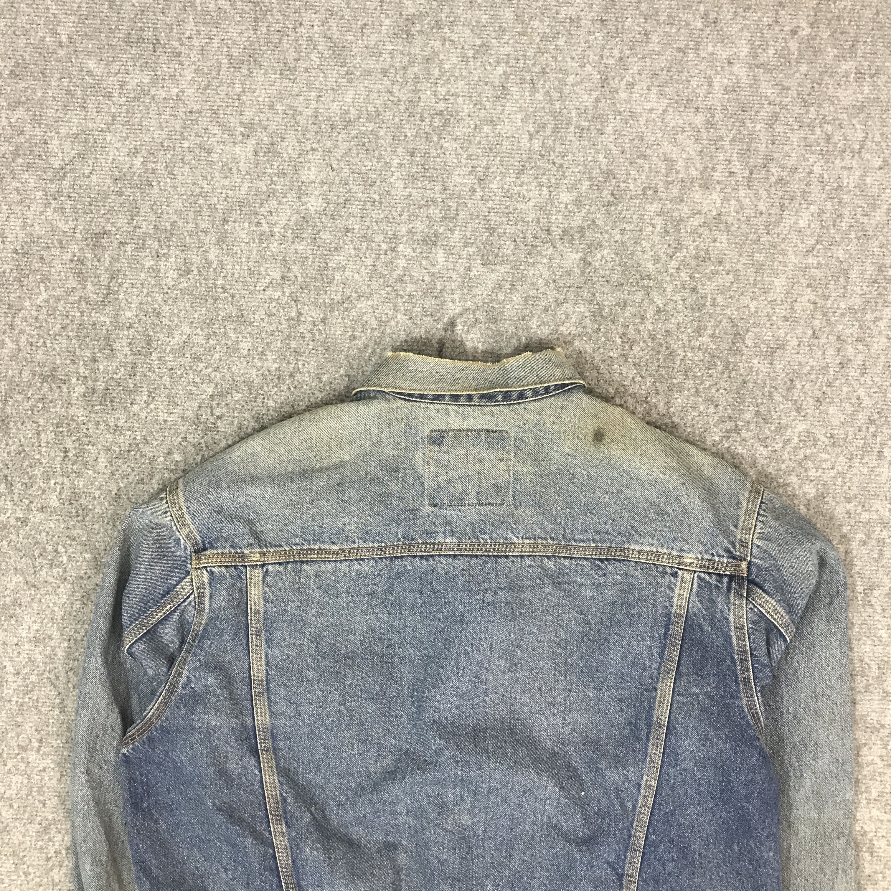 Spellbound VINTAGE SPELL BOUND DISTRESSED STYLE DENIM JEANS JACKET Size US L / EU 52-54 / 3 - 4 Thumbnail