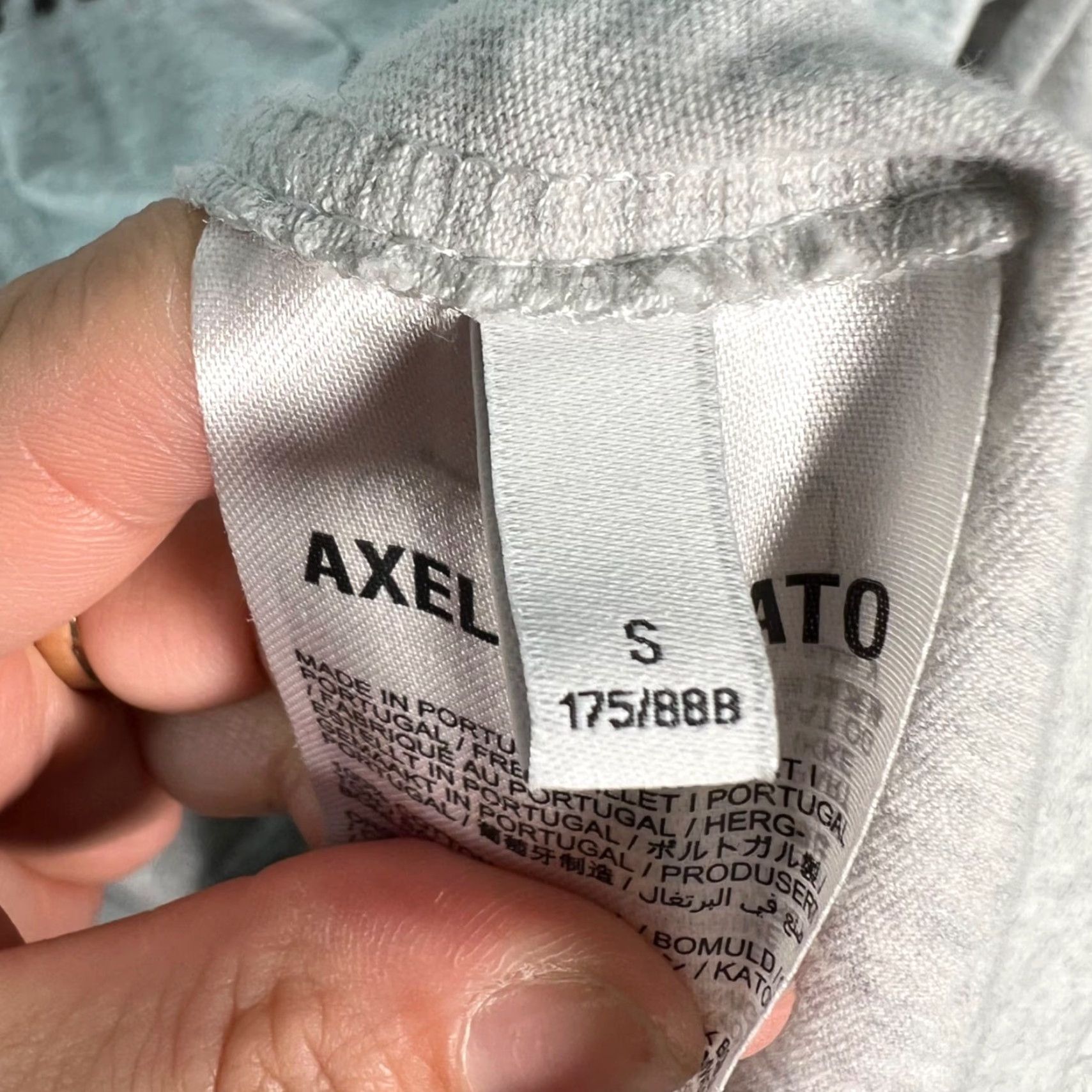 Axel Arigato Axel Arigato When Is Eris Coming? Graphic Gray T-Shirt 100% Organic Cotton Small Men Shirt Size US S / EU 44-46 / 1 - 4 Thumbnail