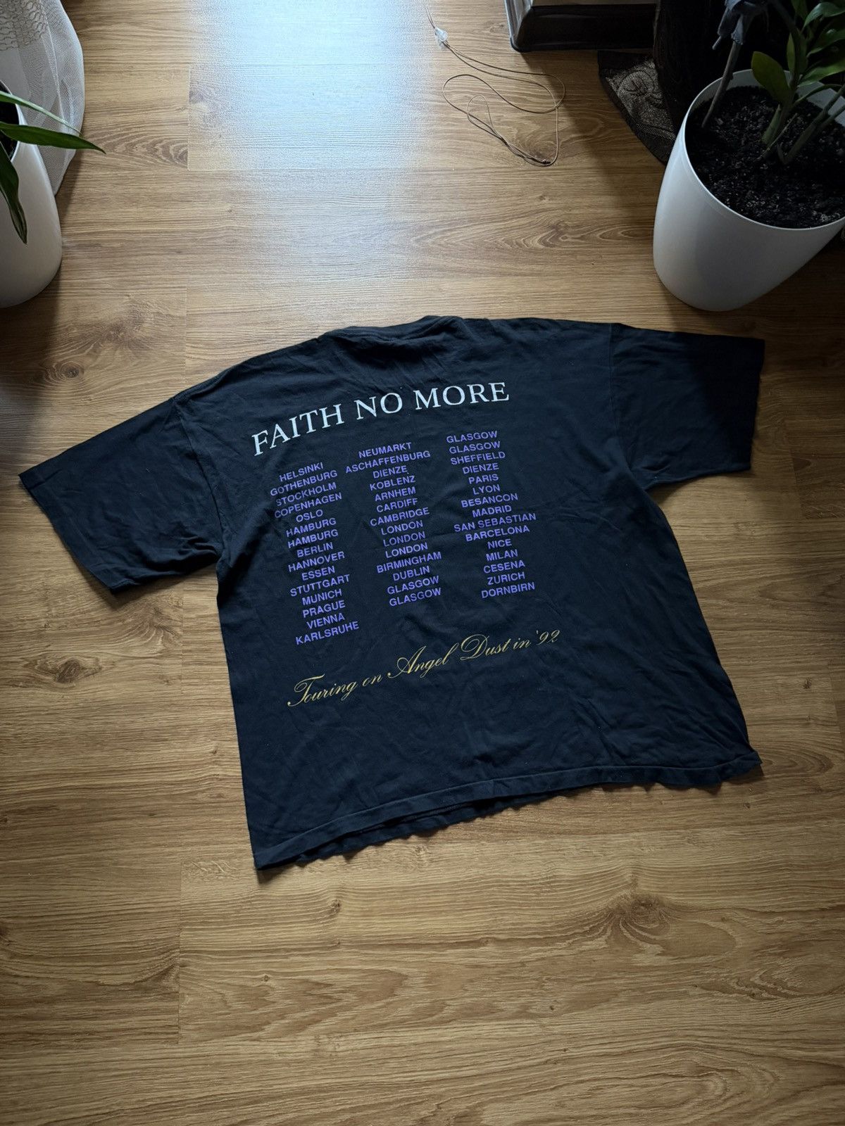 Band Tees Faith No more 1992 vintage Angel Dust European tour t-shirt Size US XL / EU 56 / 4 - 7 Thumbnail