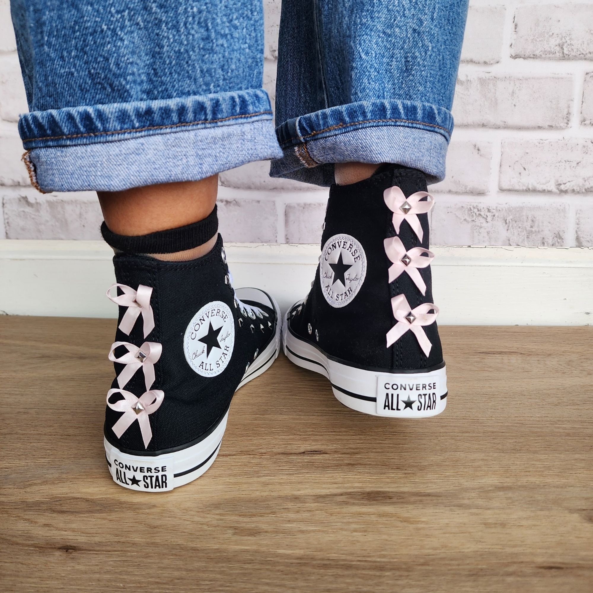 Converse ⭐Converse Chuck Taylor Bows & Studs 12 Womens Shoes Sneakers Size US 12 / IT 42 - 5 Thumbnail