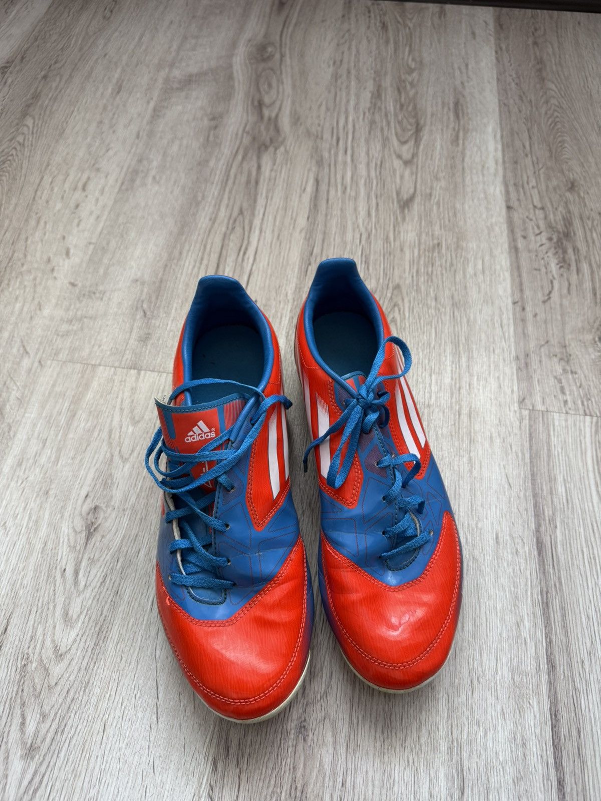 Adidas Adidas F50 Soccer Cleats Red Blue FG Size US 9.5 (V21304) Size US 9.5 / EU 42-43 - 24 Thumbnail