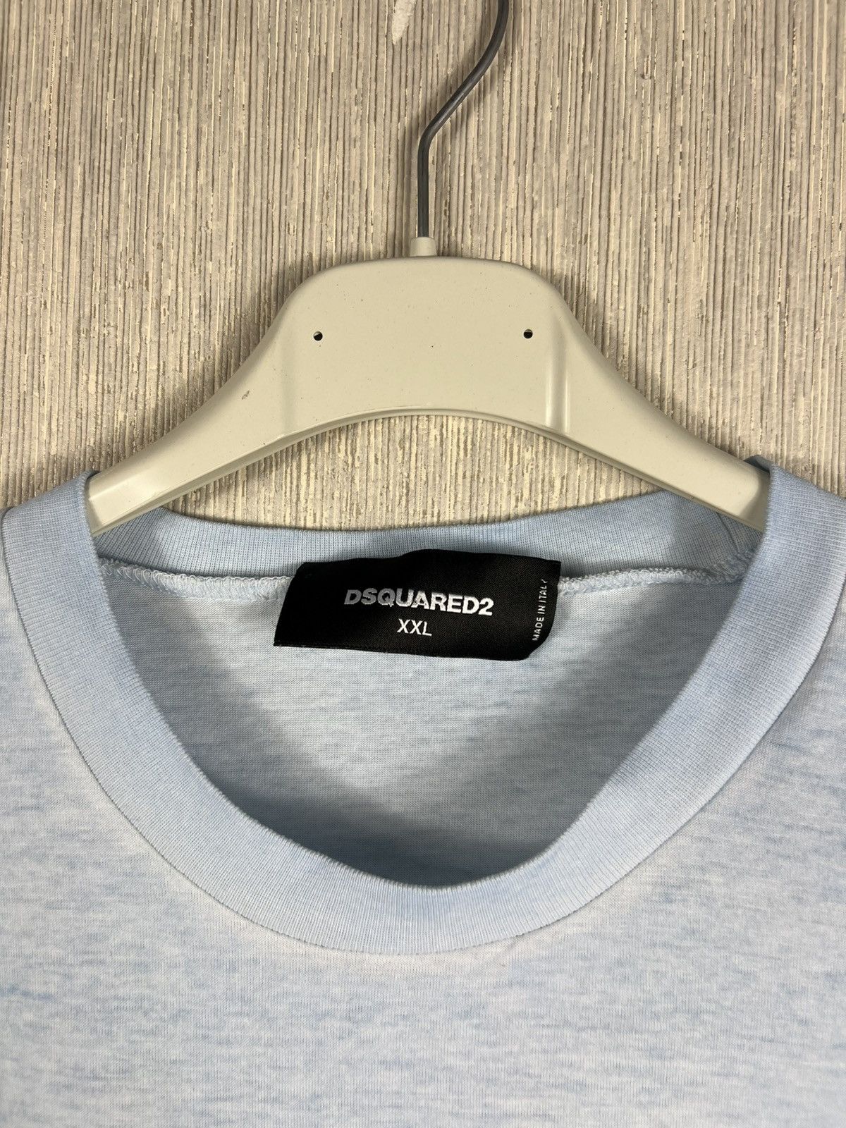 Dsquared2 Dsquared2 light blue t-shirt distressed central logo tee Size US XXL / EU 58 / 5 - 12 Thumbnail