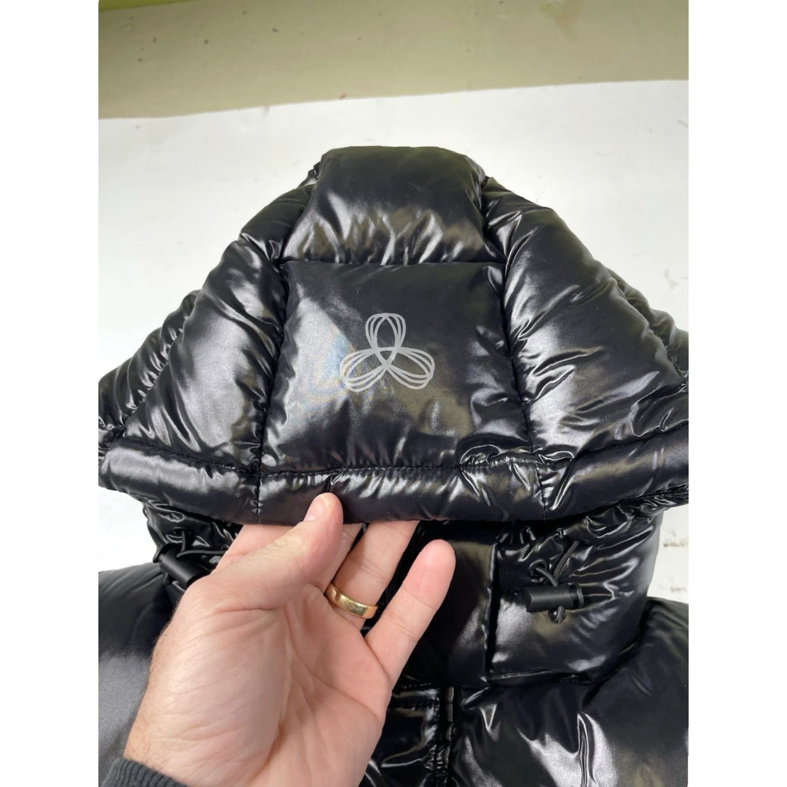 Aritzia Aritzia Jacket Vest Puffer Down 700+ Fill Power Black Nylon Men S Fall Winter Regular Size US S / EU 44-46 / 1 - 7 Thumbnail