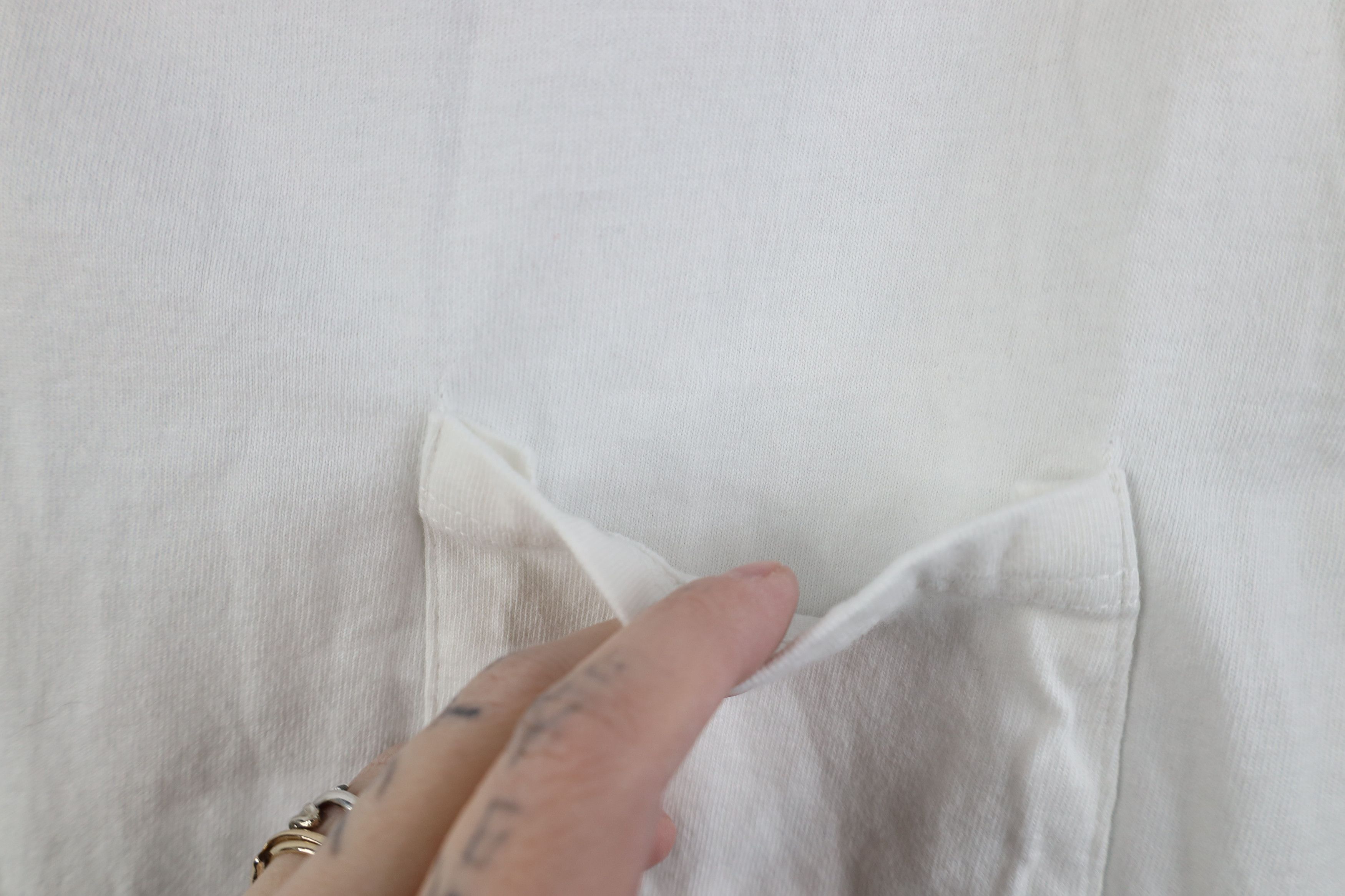 Hanes Vintage 90s Y2K Hanes Heavyweight Pocket T-Shirt White Size US S / EU 44-46 / 1 - 5 Thumbnail