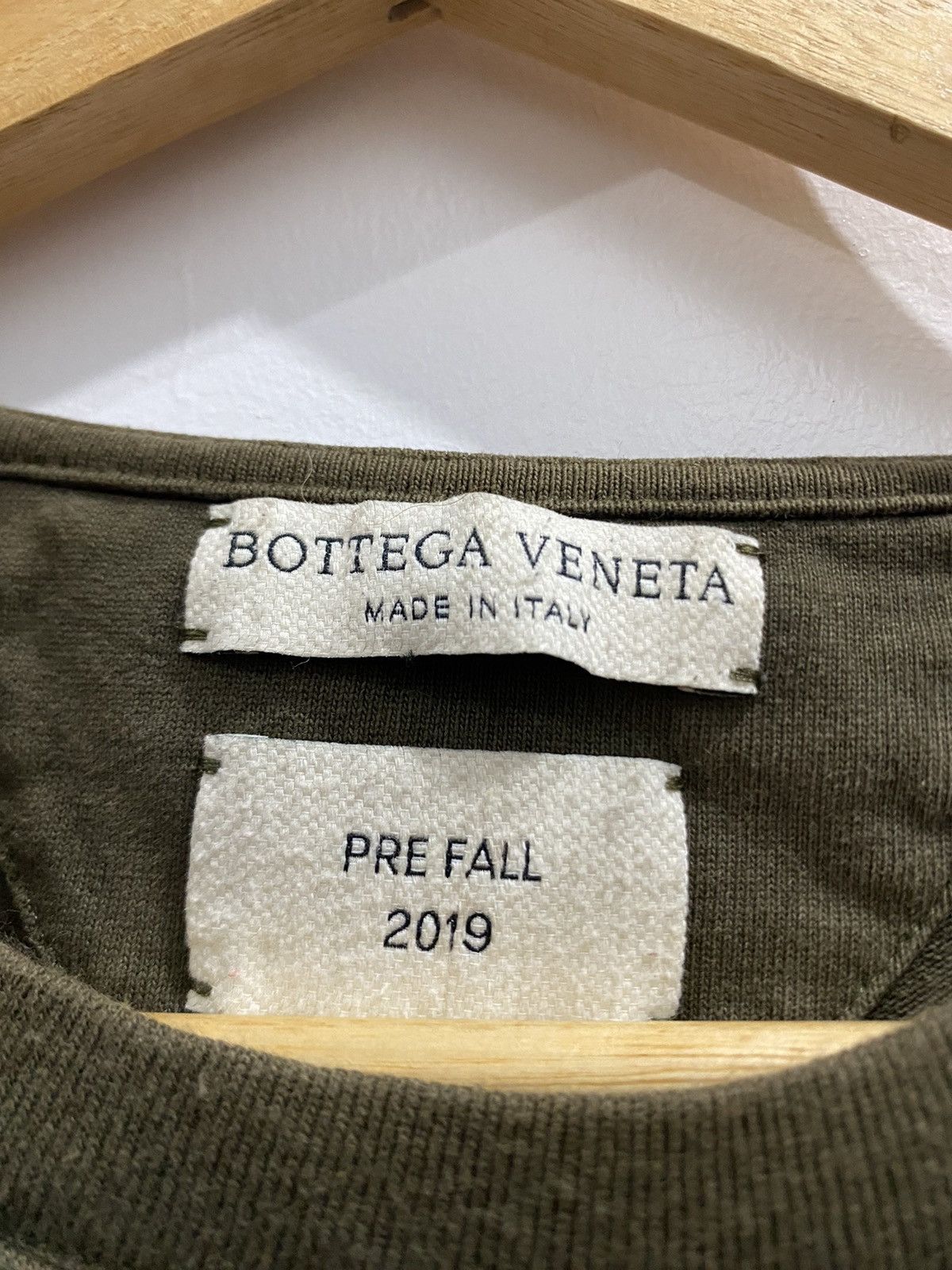Bottega Veneta BOTTEGA VENETA PRE-FALL 2019 GREEN PLAIN SHIRT Size US M / EU 48-50 / 2 - 5 Thumbnail
