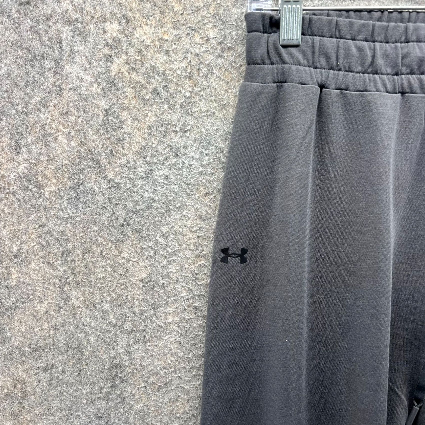 Under Armour Under Armour Sweatpants Women S Gray Athletic Jogger Stretch UA Tapered Regular Inseam 23 in Pockets Size 28" / US 6 / IT 42 - 7 Thumbnail
