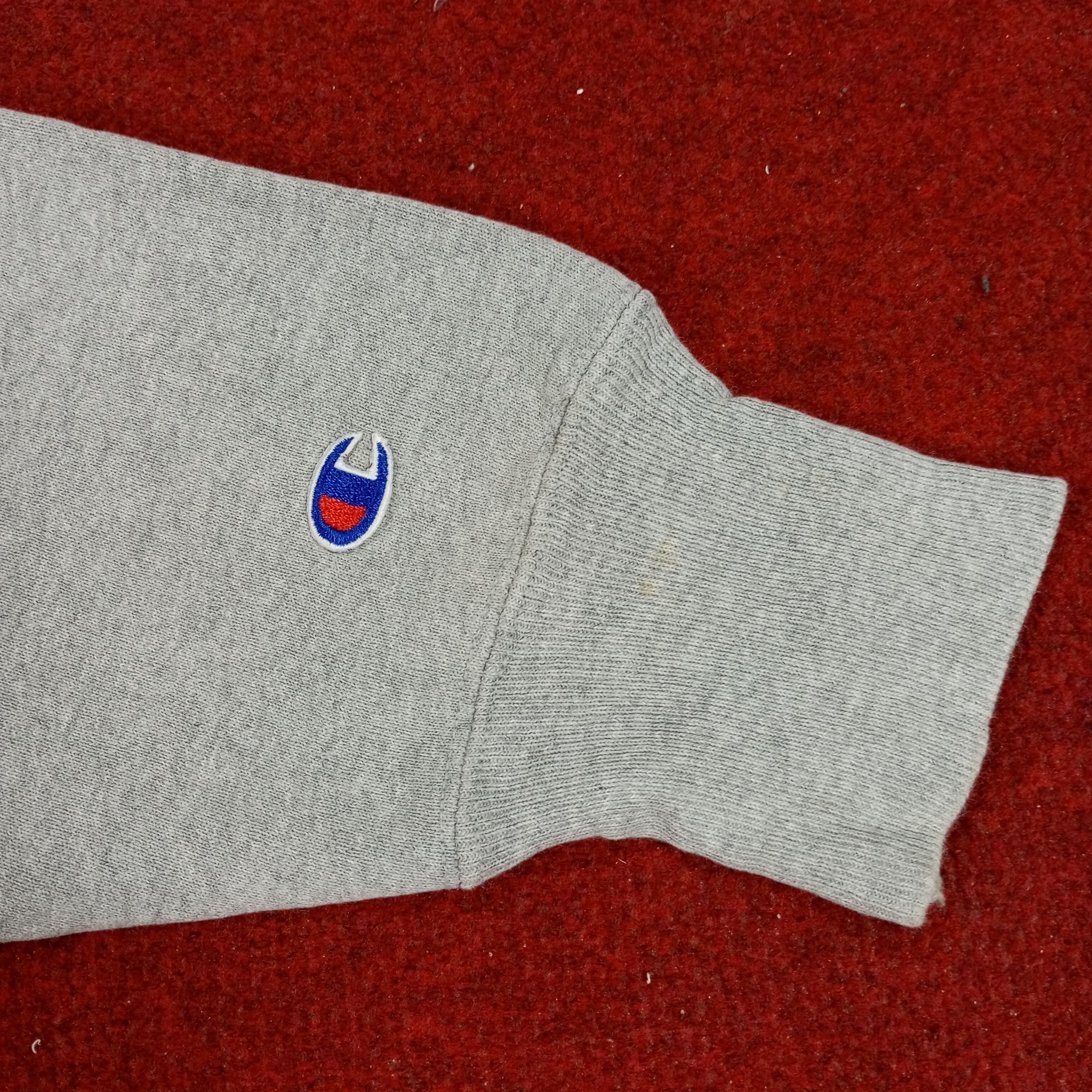 Champion × Vintage Champion Streetwear Style Small Logo Design Sweatshirt Size US S / EU 44-46 / 1 - 6 Thumbnail