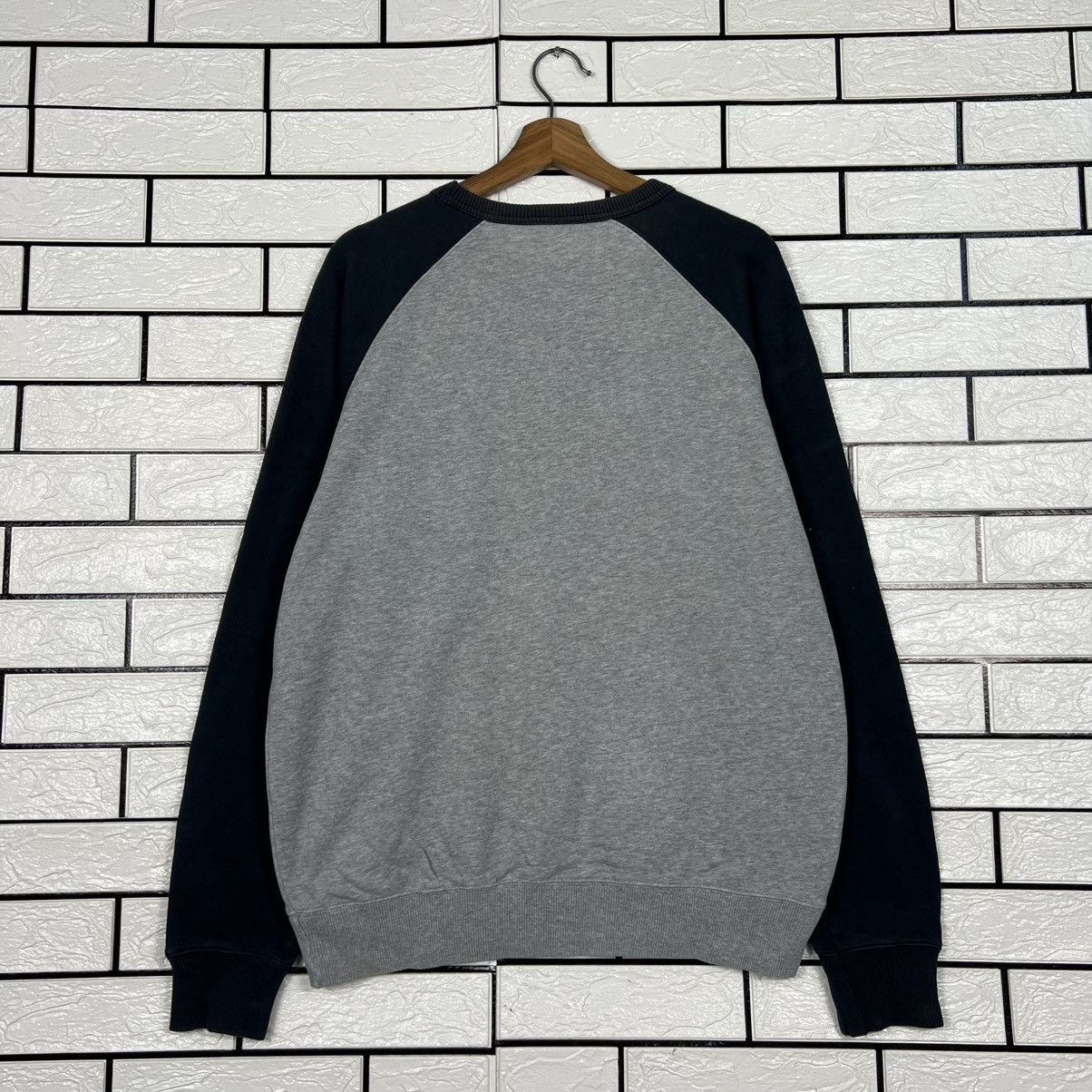 Champion CHAMPION Cleverland High School Sweatshirt #3970-C181 Size US L / EU 52-54 / 3 - 13 Thumbnail