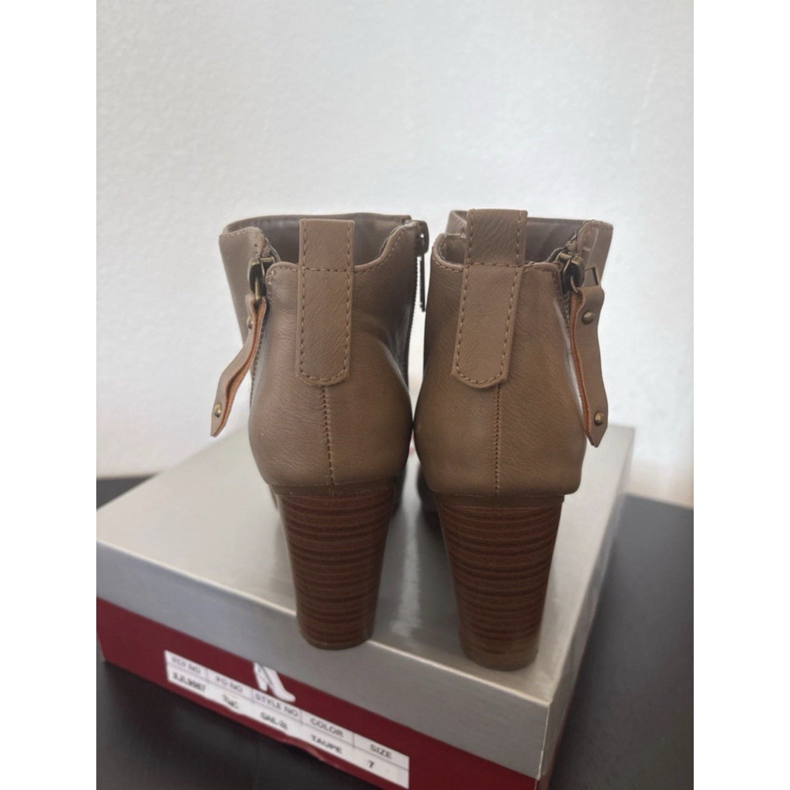Other Breckelle’s Gail Size 6 Taupe Booties W/ Chunky Heel Size US 6 / IT 36 - 4 Thumbnail