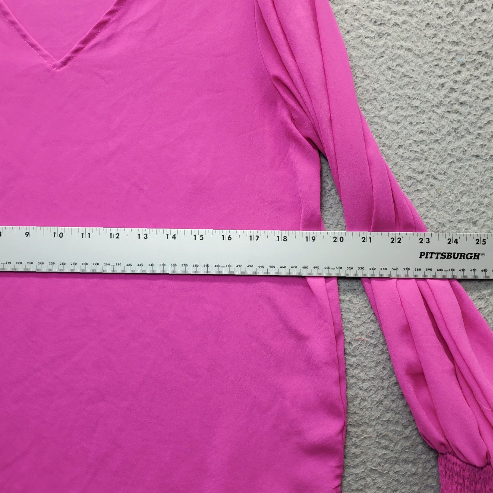 Vintage CeCe Blouse Womens M Pink Balloon Sleeve V Neck Shirt Size M / US 6-8 / IT 42-44 - 3 Thumbnail