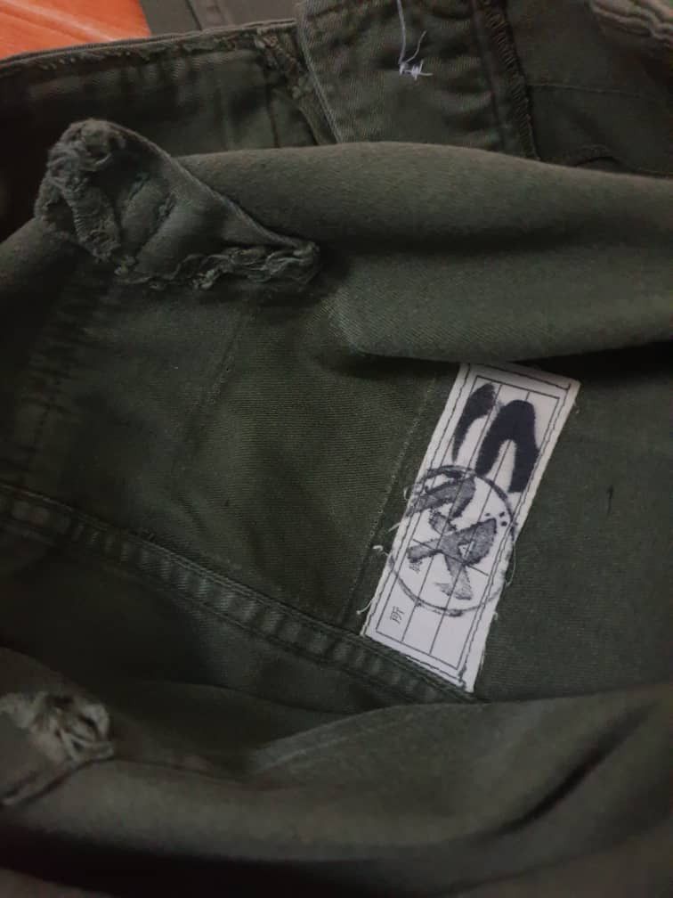 Japanese Brand Vintage Military green pant Size US 31 - 12 Thumbnail