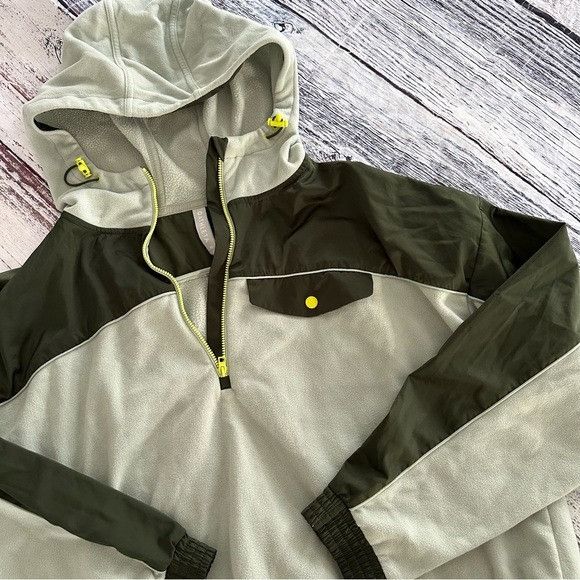 Athleta Athleta Zion Microfleece 1/4 Zip Hoodie Jacket #511865 Size M / US 6-8 / IT 42-44 - 3 Thumbnail