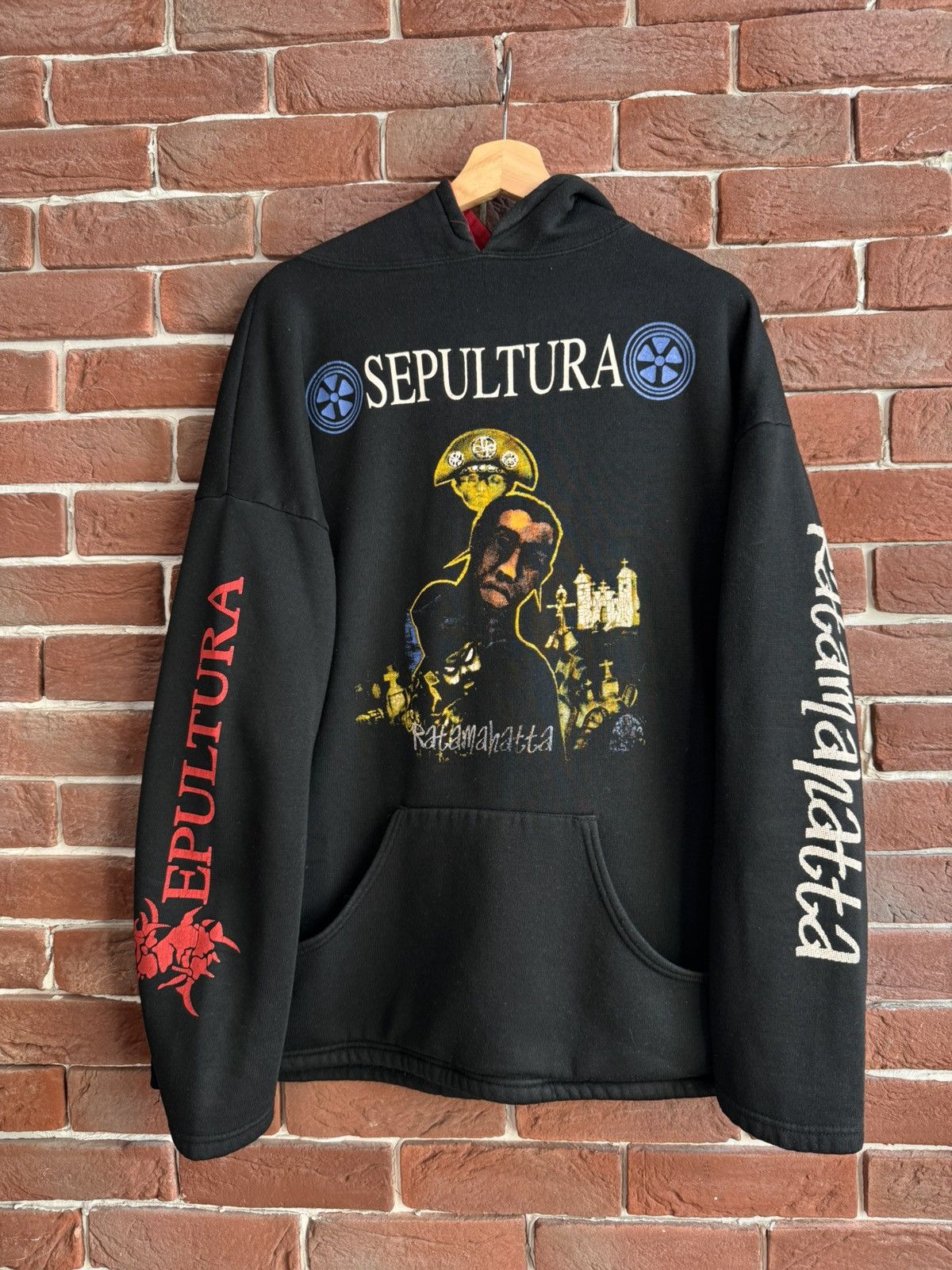 Band Tees Rare 1996 Sepultura Roots Metal Band Hoodie 90s Grail XL Size US XL / EU 56 / 4 - 1 Thumbnail