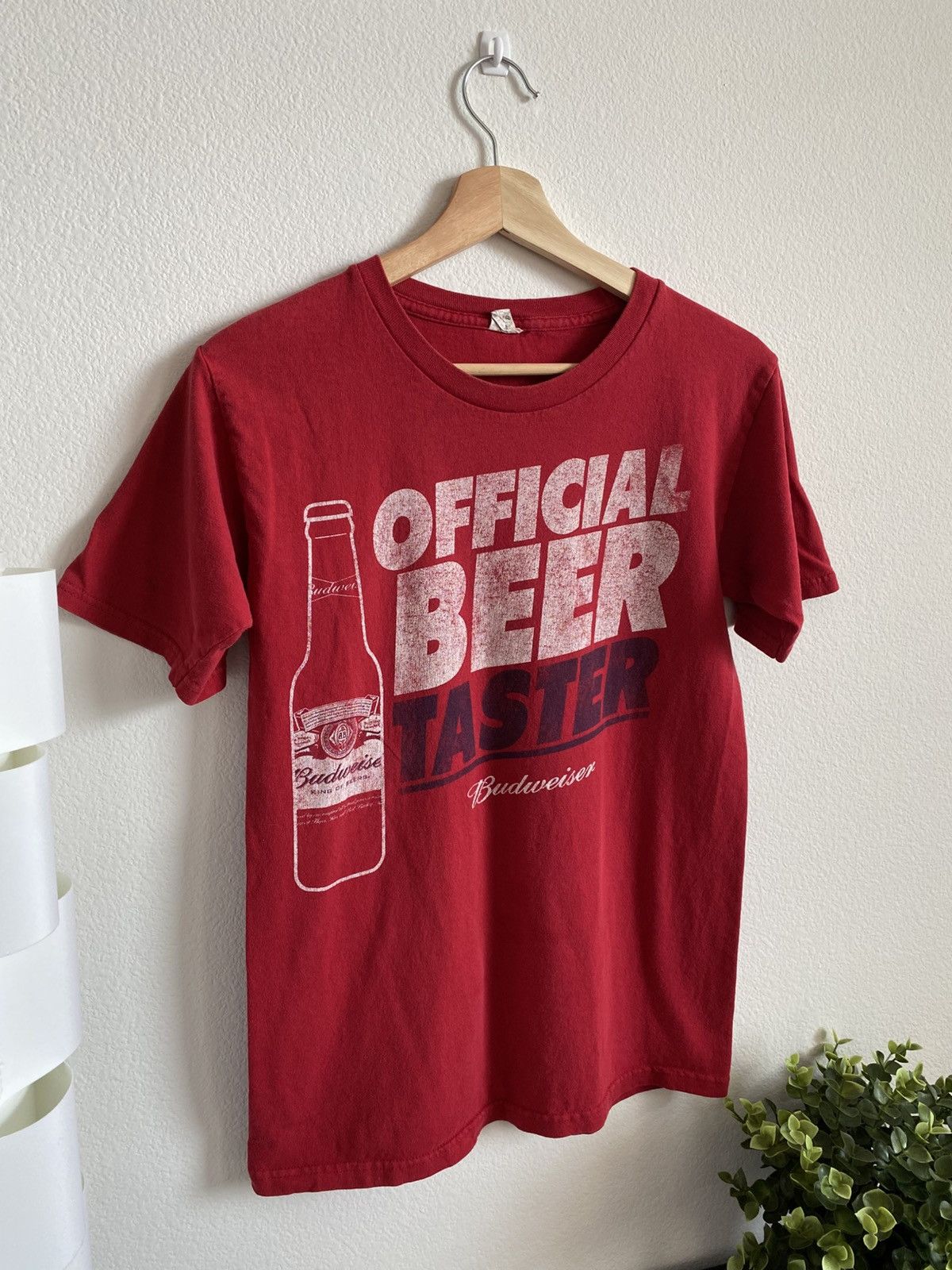 Vintage Vintage Funny Budweiser Drinking Y2K Beer Taster Tee Size US S / EU 44-46 / 1 - 2 Thumbnail