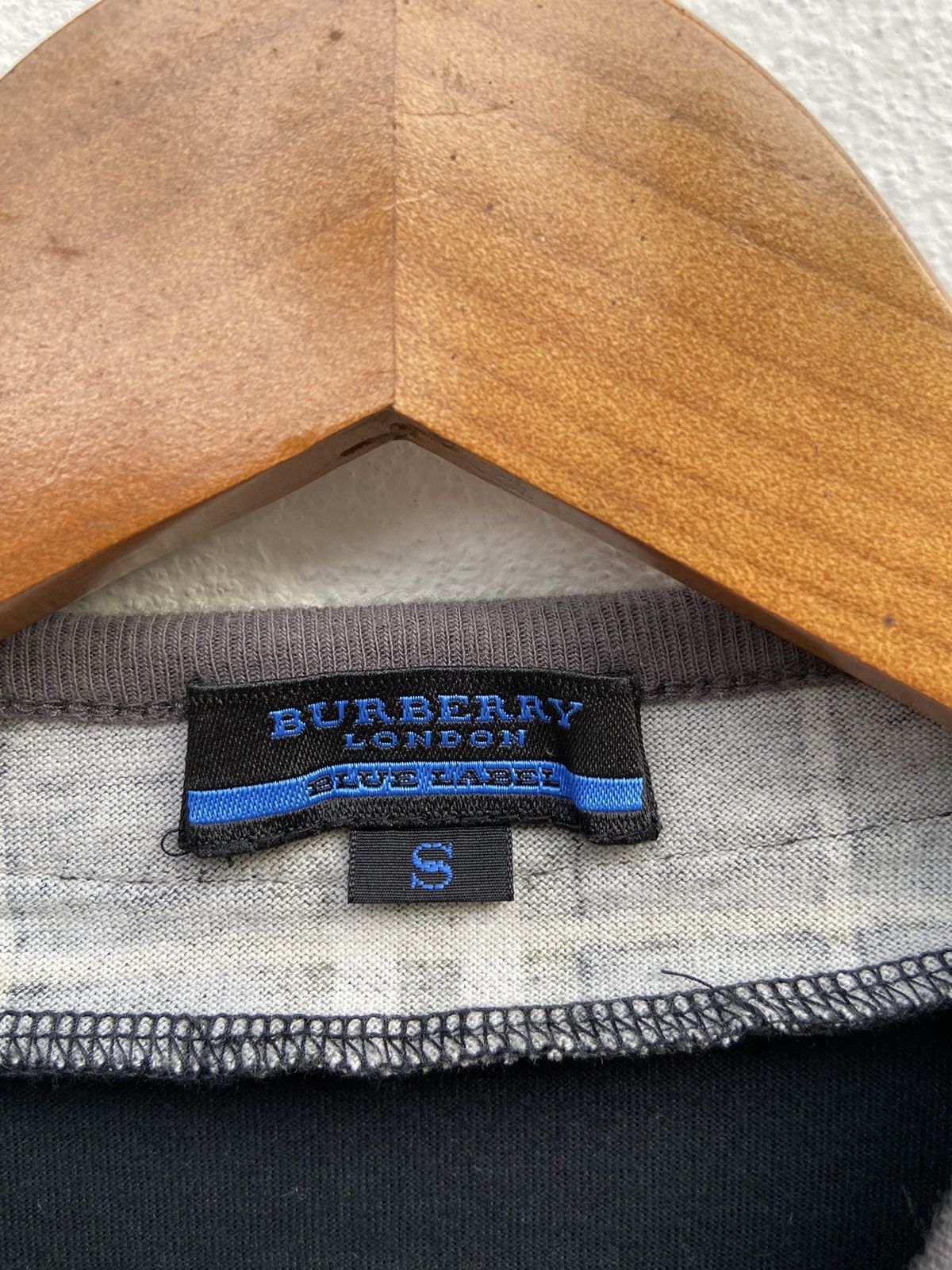 Burberry 🔥 Burberry Black Label long sleeve Burberry Henley shirt Size US S / EU 44-46 / 1 - 8 Thumbnail