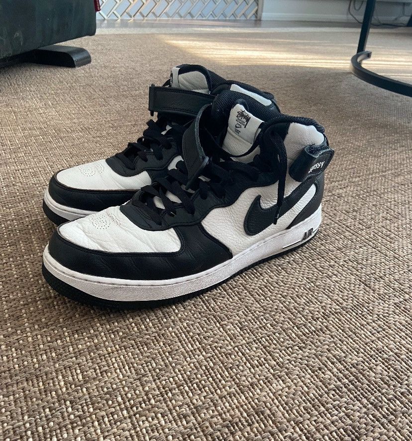 Nike × Stussy Nike Stüssy AF1 Mid Size US 11.5 / EU 44-45 - 1 Thumbnail